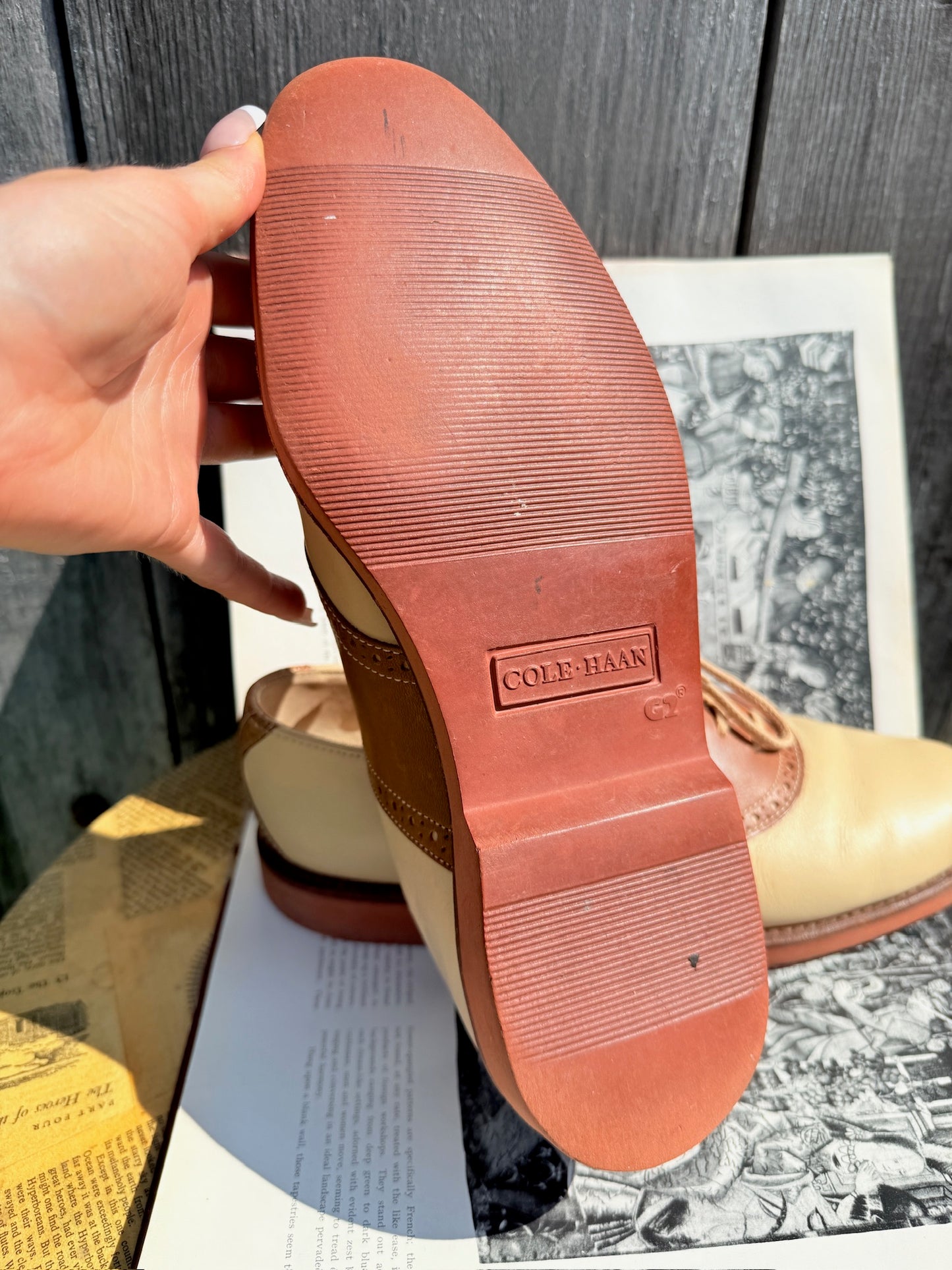 Vintage 1980s Cole Haan Two-Tone Saddle Oxford Shoes | Men’s 9.5
