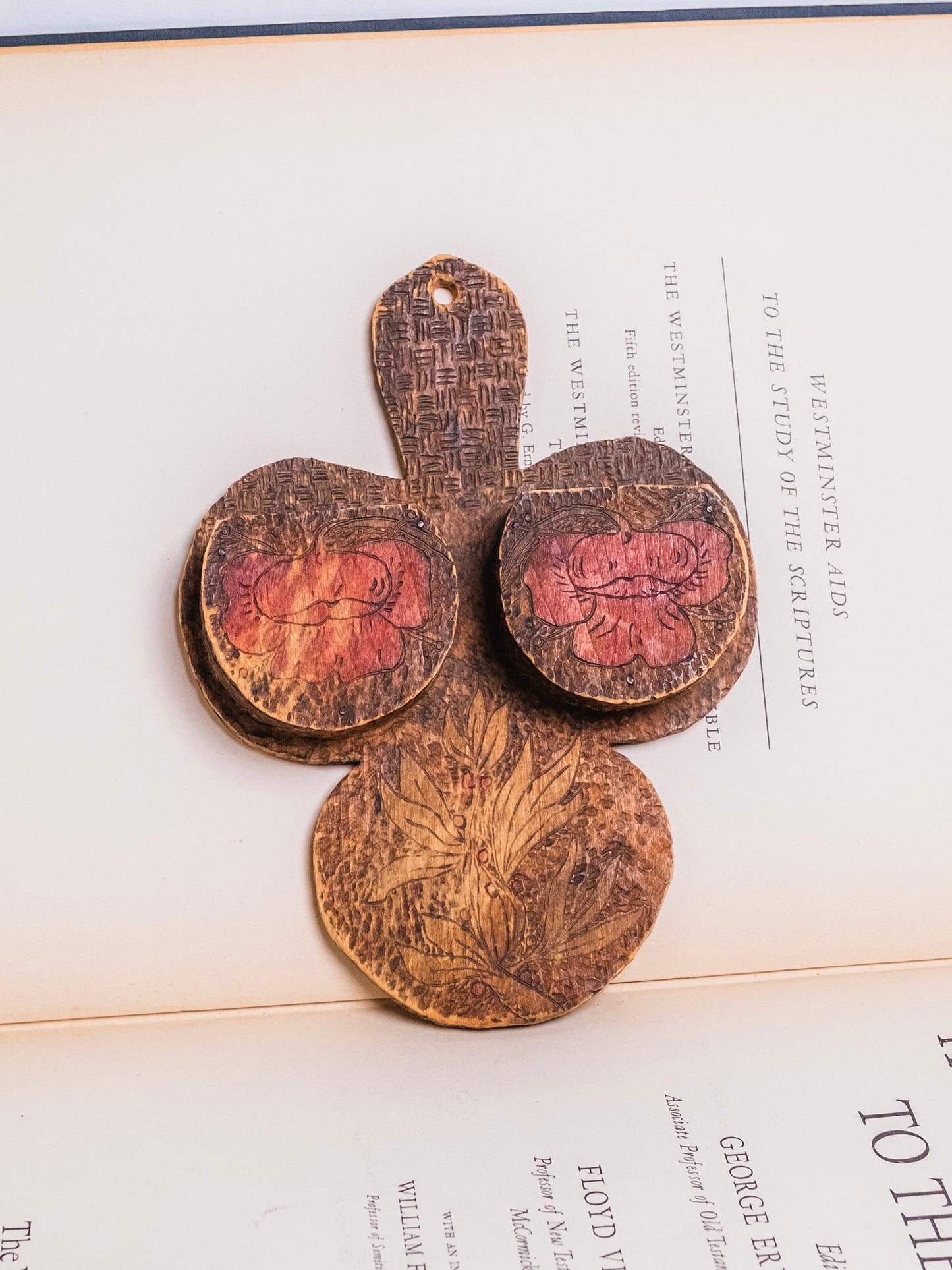 Antique 1906 Signed L.W. Wooden Pyrography Floral Pattern Wall Hanging