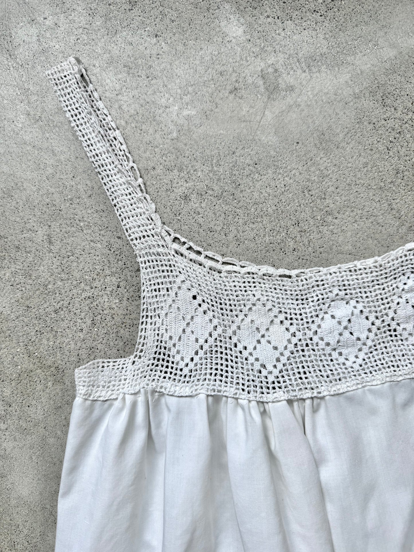 Antique Edwardian Crochet Yoke White Cotton Nightgown | Large