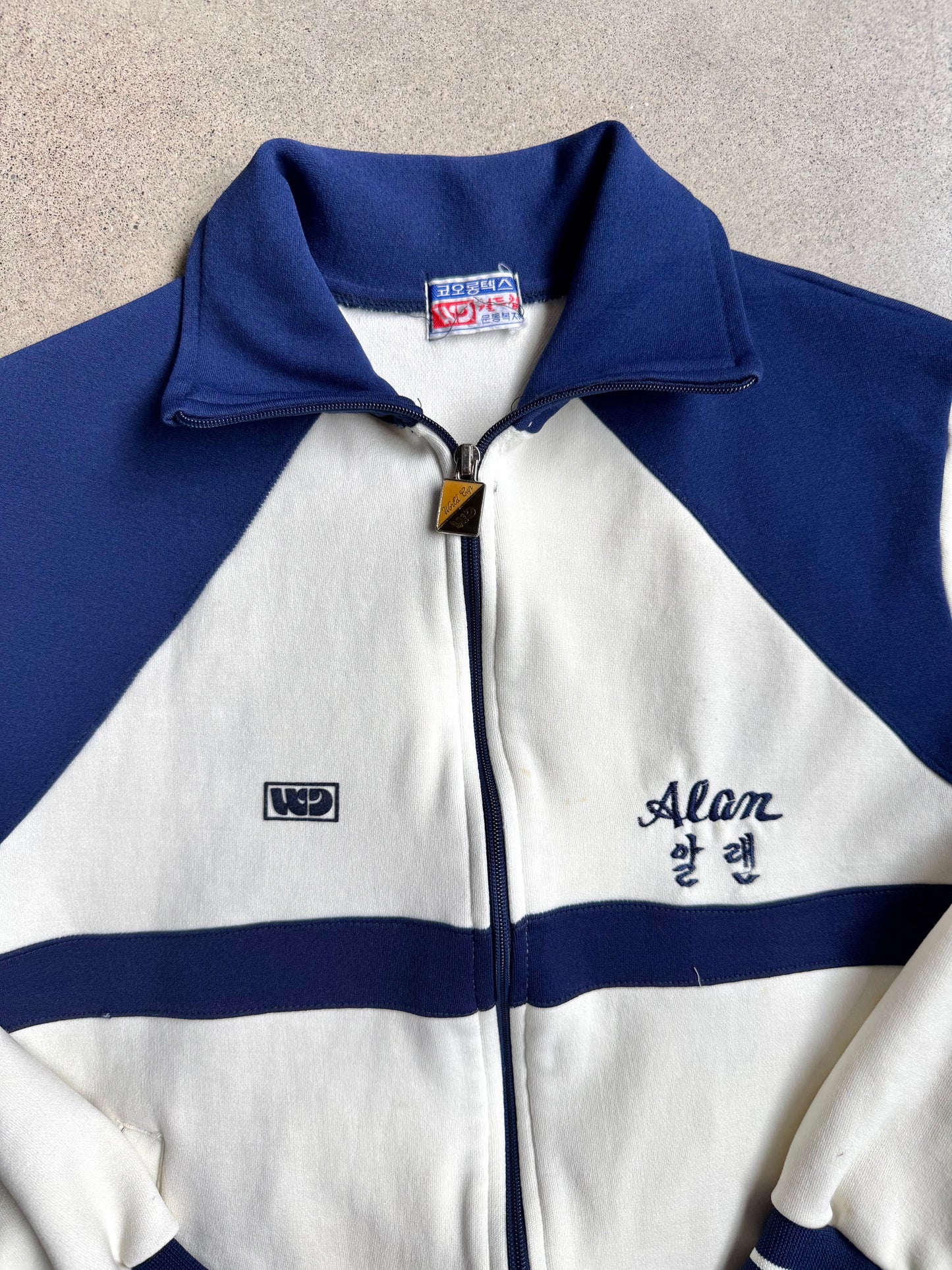 Vintage 1980s Blue & White 304th Signal Battalion Military Korean War Embroidered Jacket | S/M