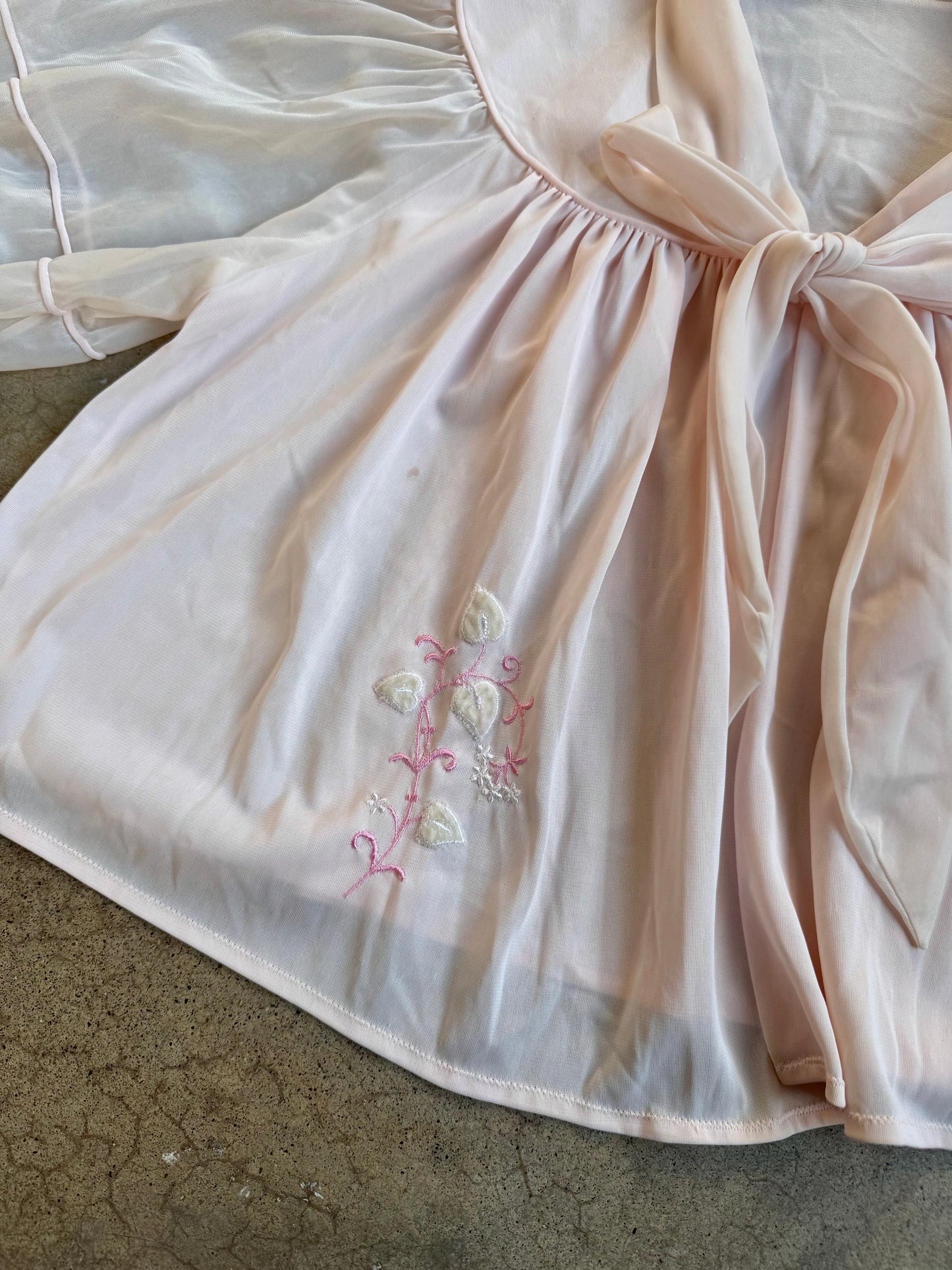 Vintage 1970s Trillium Lingerie Pale Pink Embroidered Bed Jacket | Small
