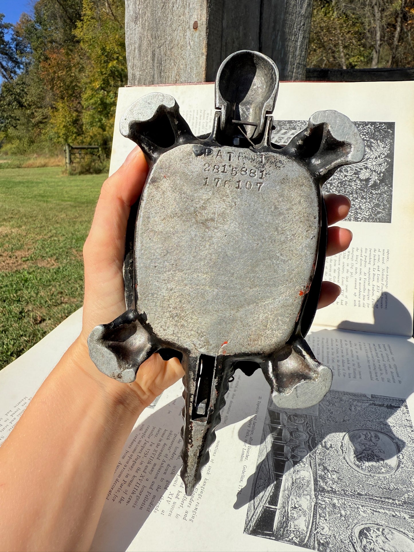 Vintage Metal Mechanical Snapping Turtle Ashtray