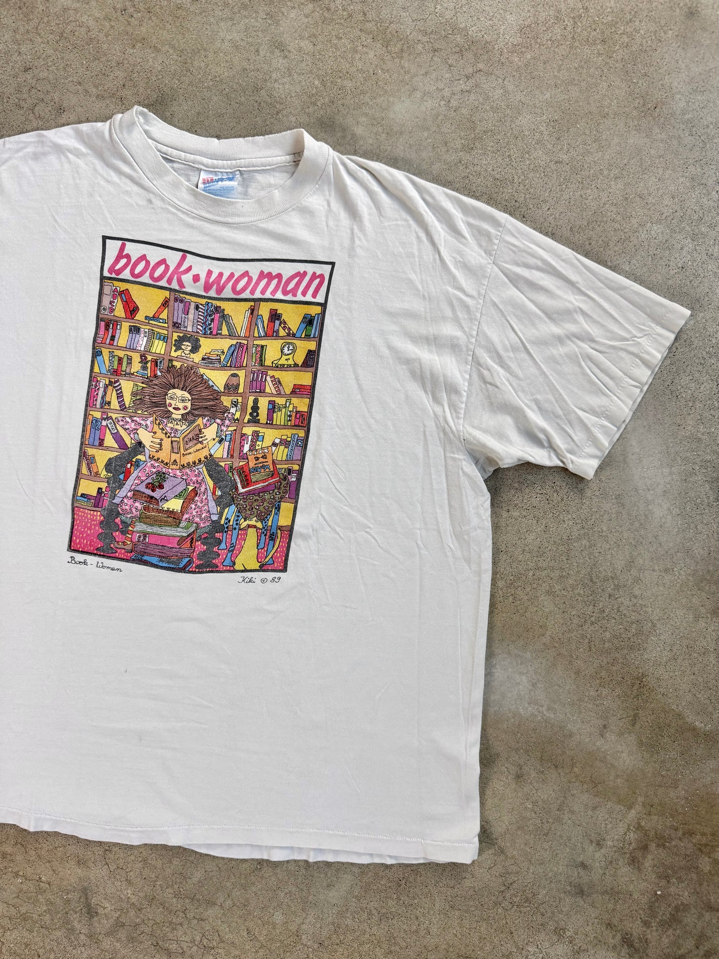 Vintage 1989 Kiki Suarez Book Woman Graphic Tee | XL