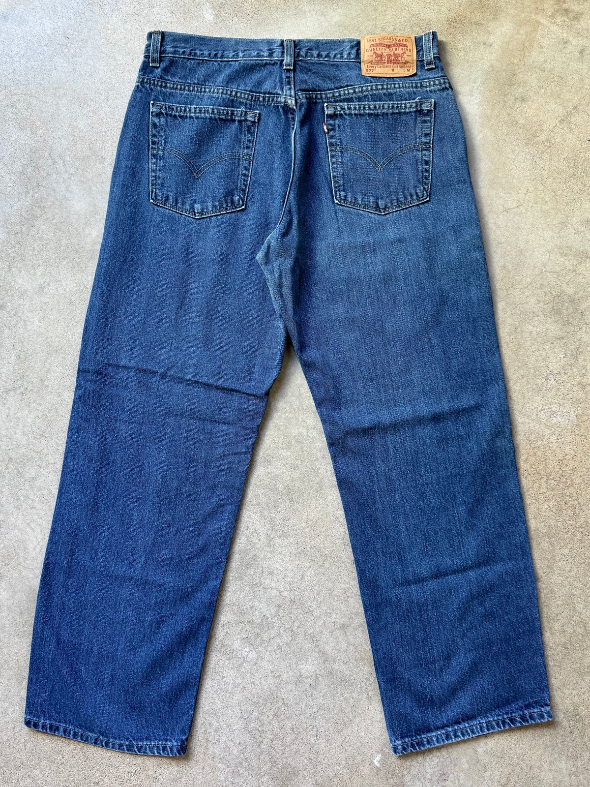 Vintage 1990s Levi’s 577 Loose Fit Dark Wash Jeans | Waist 34”
