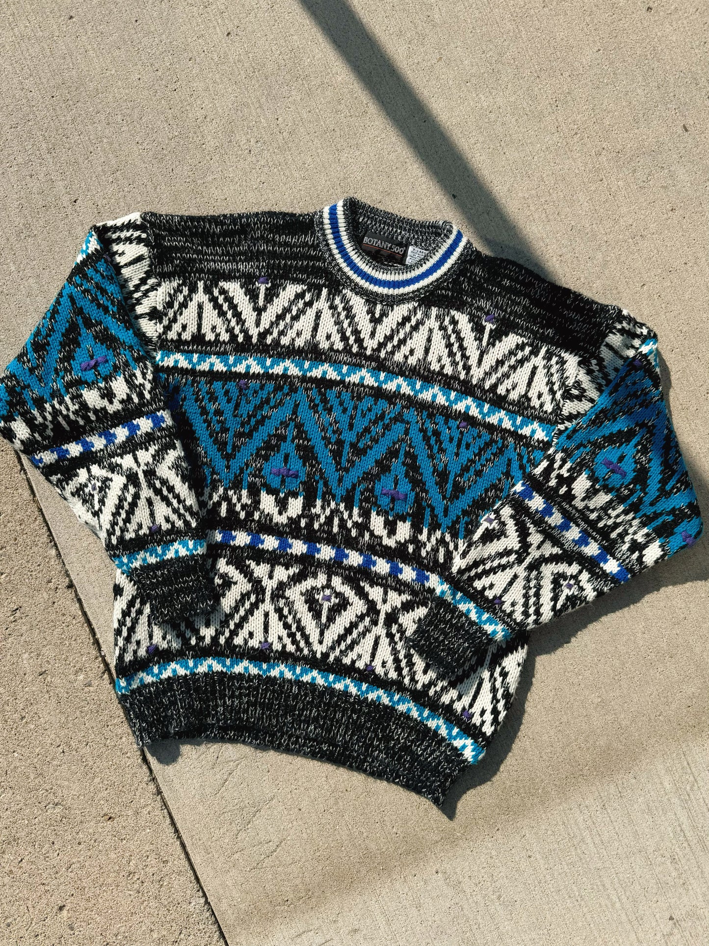 Vintage 1980s/90s Botany 500 Patterned Crewneck Ski Sweater