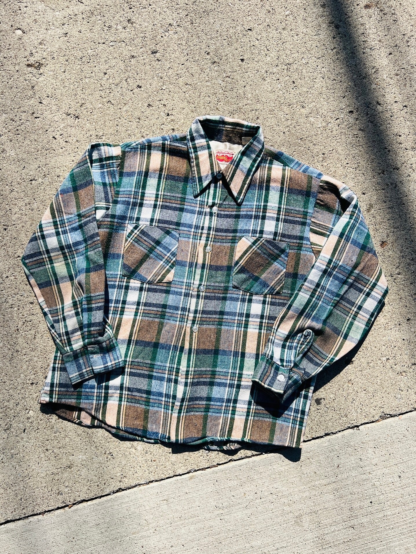 Vintage 1970s Country Squire Plaid Woven Acrylic Button-Up Shirt | Large