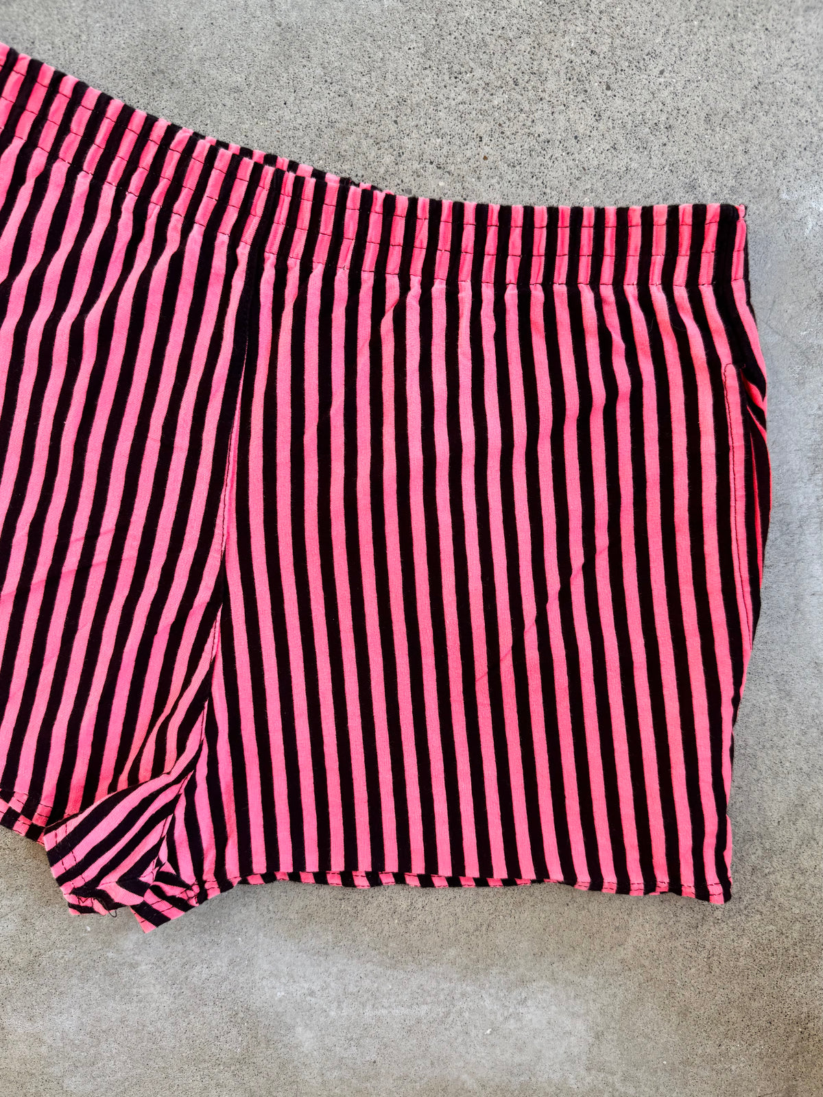 Vintage 1980s Pink & Black Striped 100% Cotton Shorts | Medium
