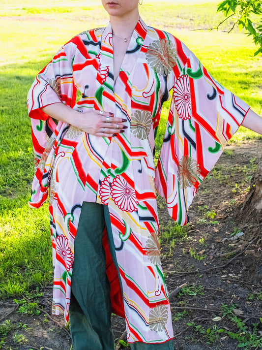 Vintage 1960s Japanese Chirimen Silk Abstract Kiku Pattern Kimono | S/M