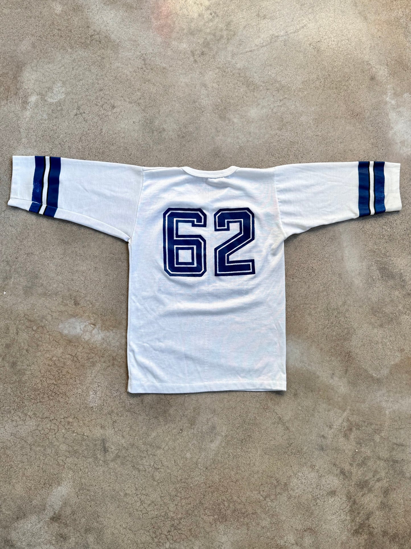 Vintage 1980s Campus White & Blue #62 Athletic Football Tee | Youth L