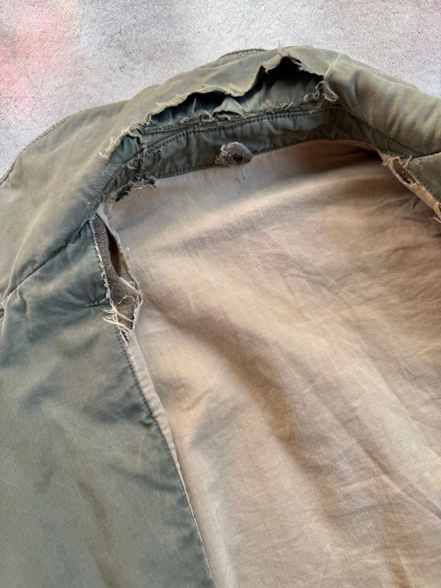 Vintage 1940s WW2 Military Issue Wool-Lined Mackinaw “Jeep” Coat | M/L