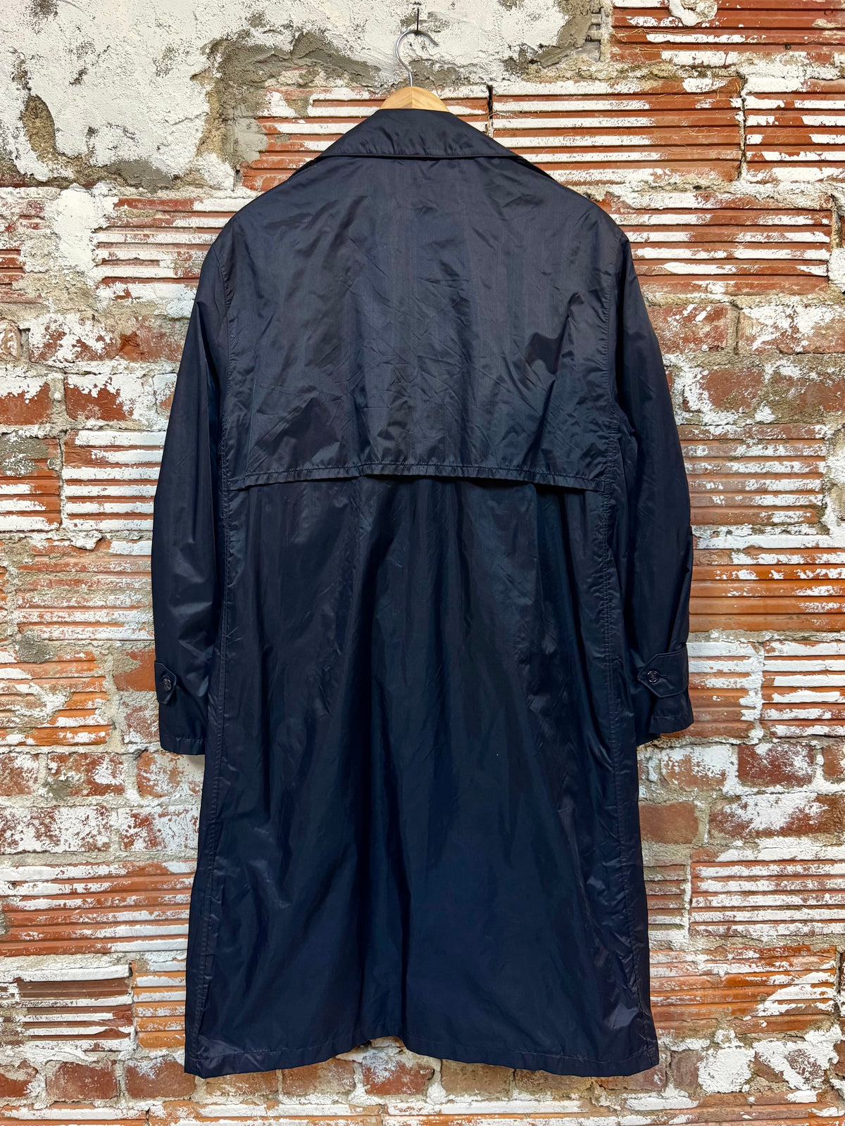 Vintage Vietnam Era Military U.S. Air Force Lightweight Nylon Raincoat | 38S
