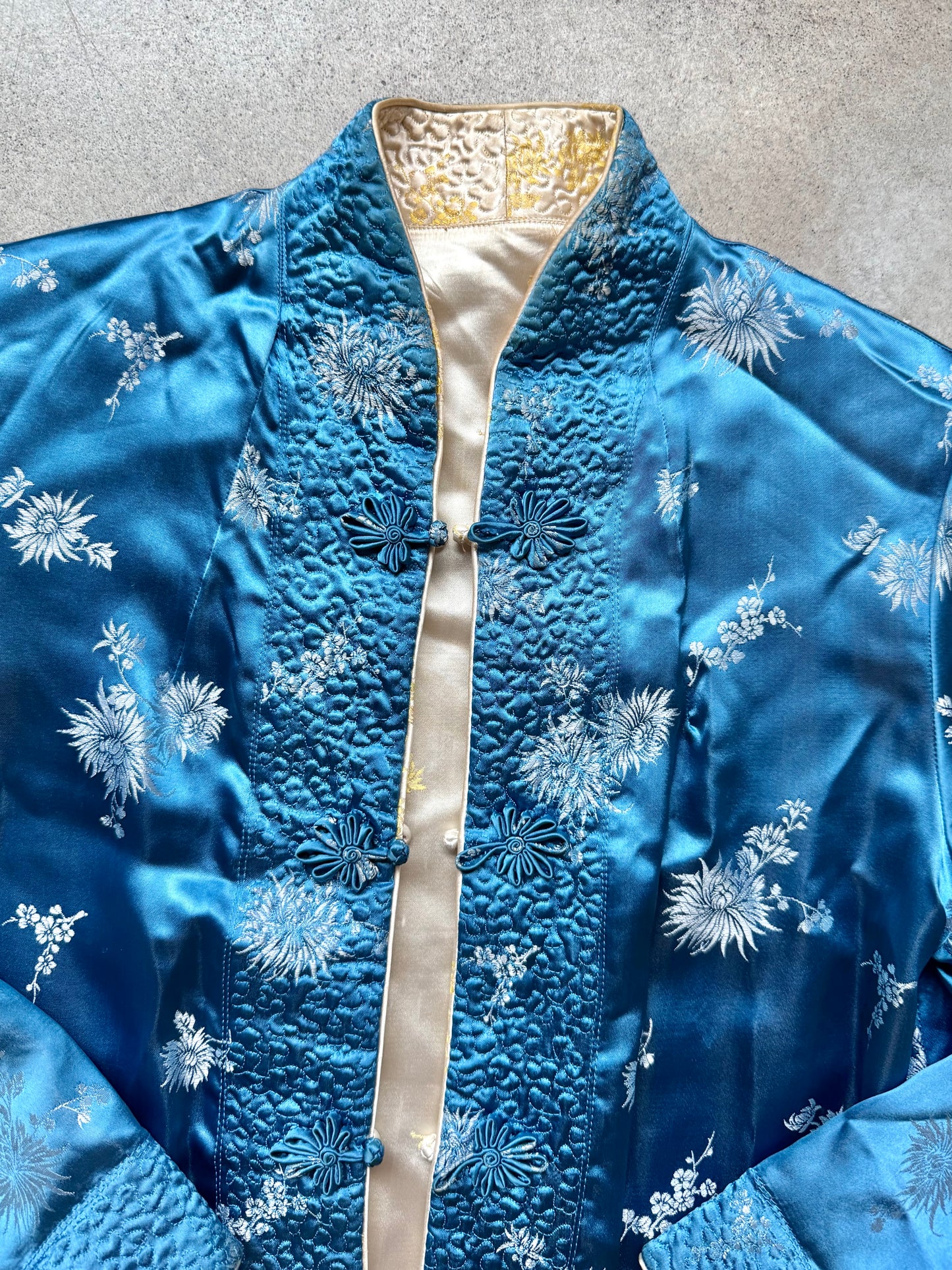 Vintage 1960s Silver Lake Chinese Reversible Satin Floral Jacquard Quilted Jacket | Medium