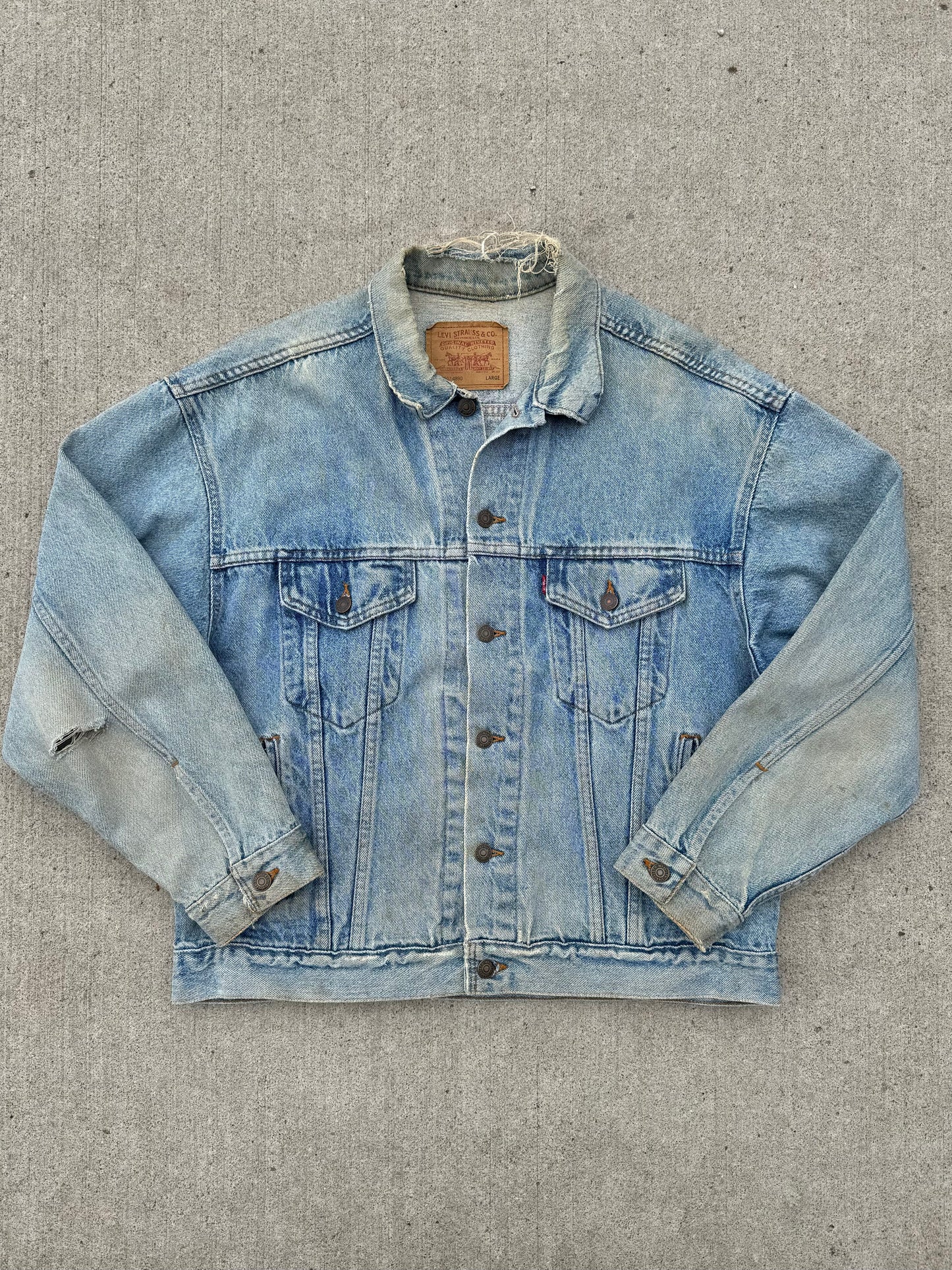 Vintage 1980s Levi’s Worn Denim Trucker Jacket | Large