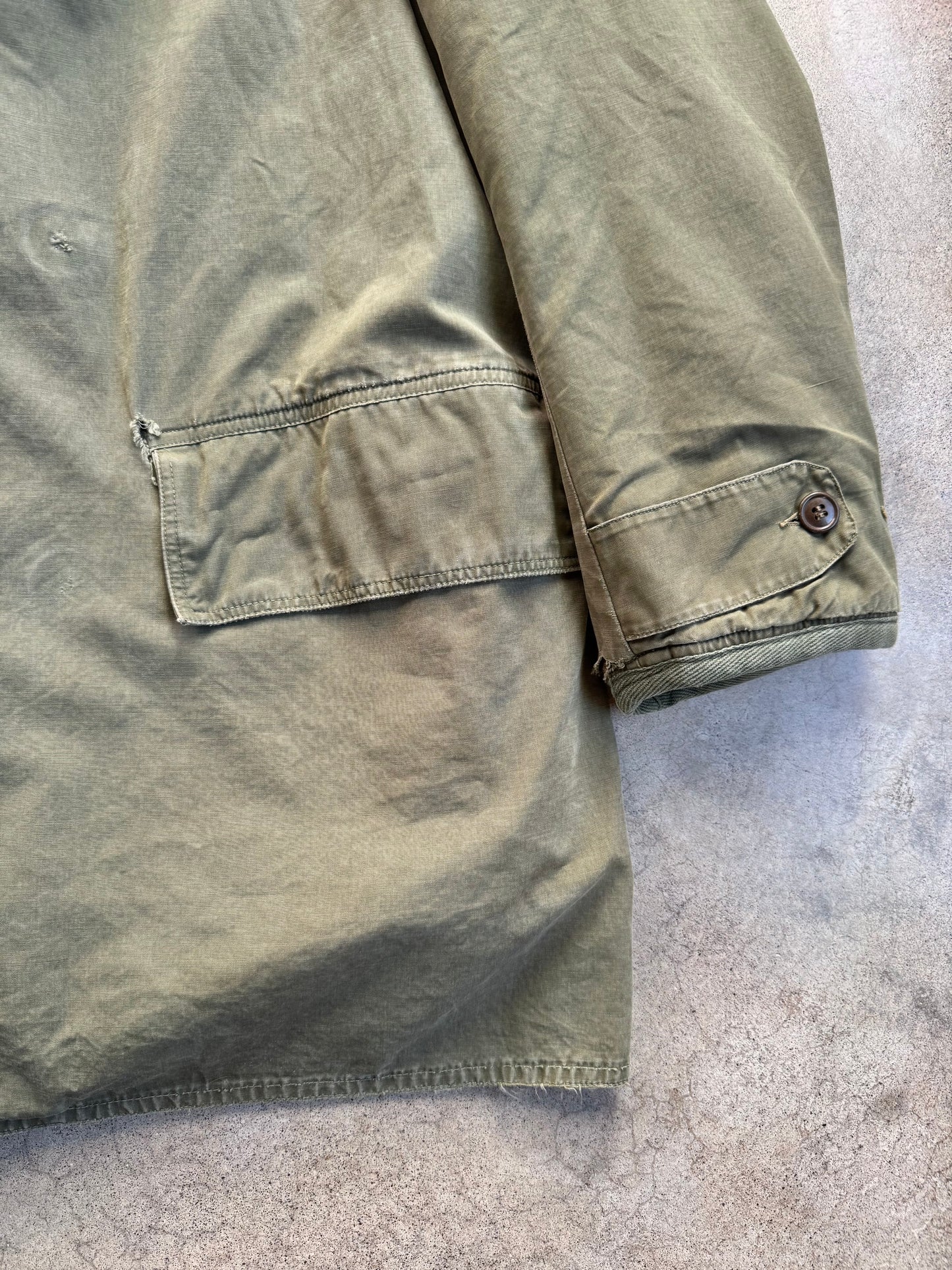 Vintage 1940s WW2 Military Issue Wool-Lined Mackinaw “Jeep” Coat | M/L