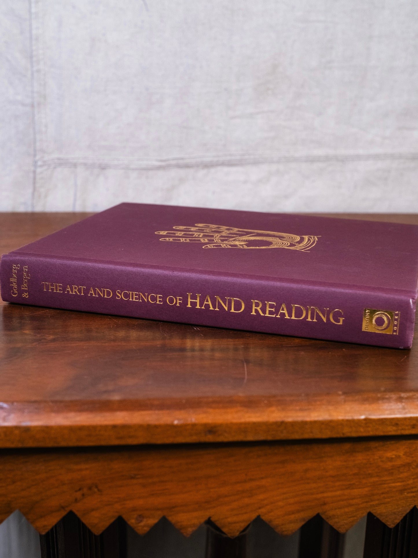The Art & Science of Hand Reading Book
