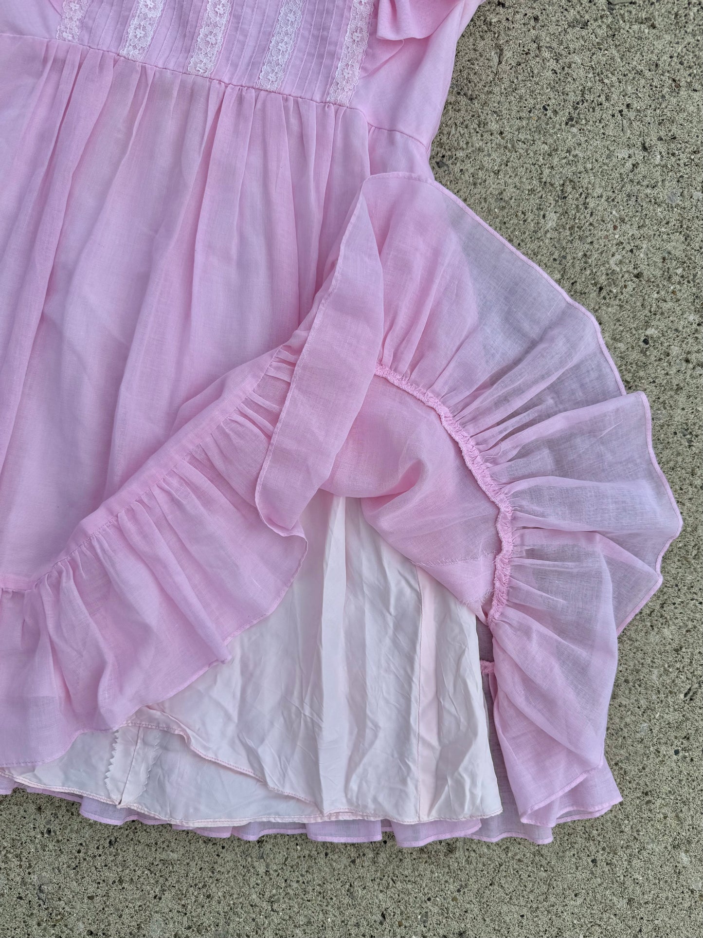 Vintage 1970s Candi Jones California Baby Pink Lace Frilled Babydoll Dress | Medium