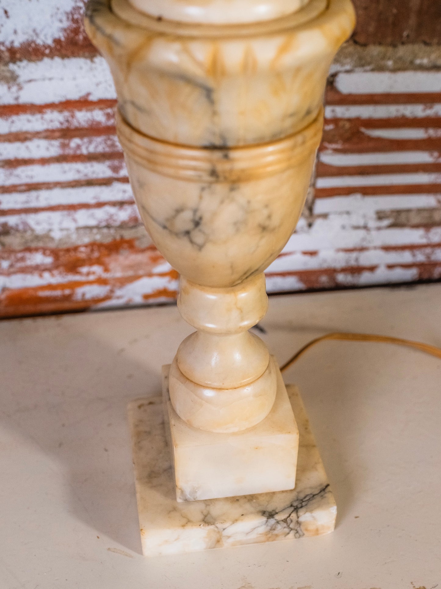 Vintage Mid-Century Italian Carved Alabaster Table Lamp