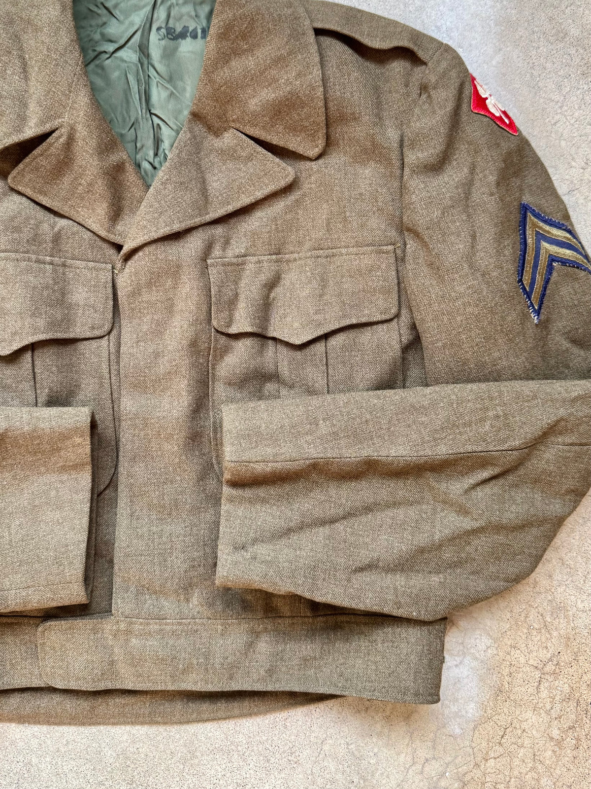 Vintage 1950s Military U.S. Army Wool Ike Jacket | 38R