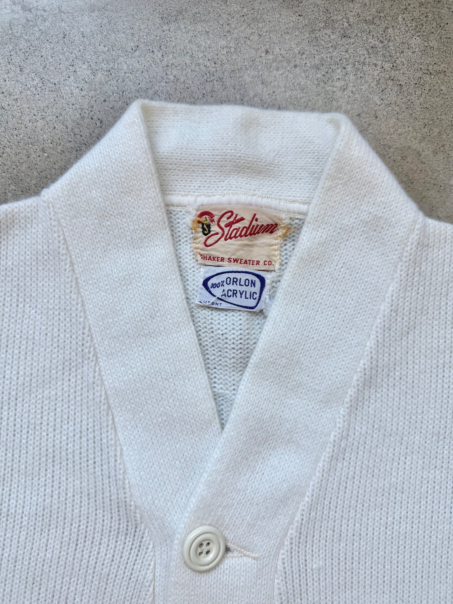 Vintage 1950s/60s Stadium by Shaker Sweater Co. White Acrylic Cardigan | Medium