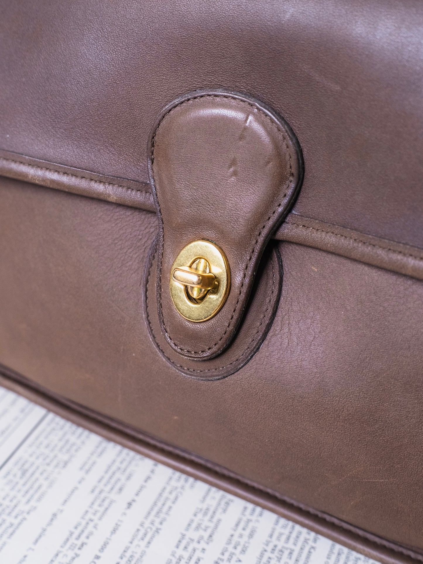 Vintage 1990s Coach Willis Bag | Taupe Style No. 9927