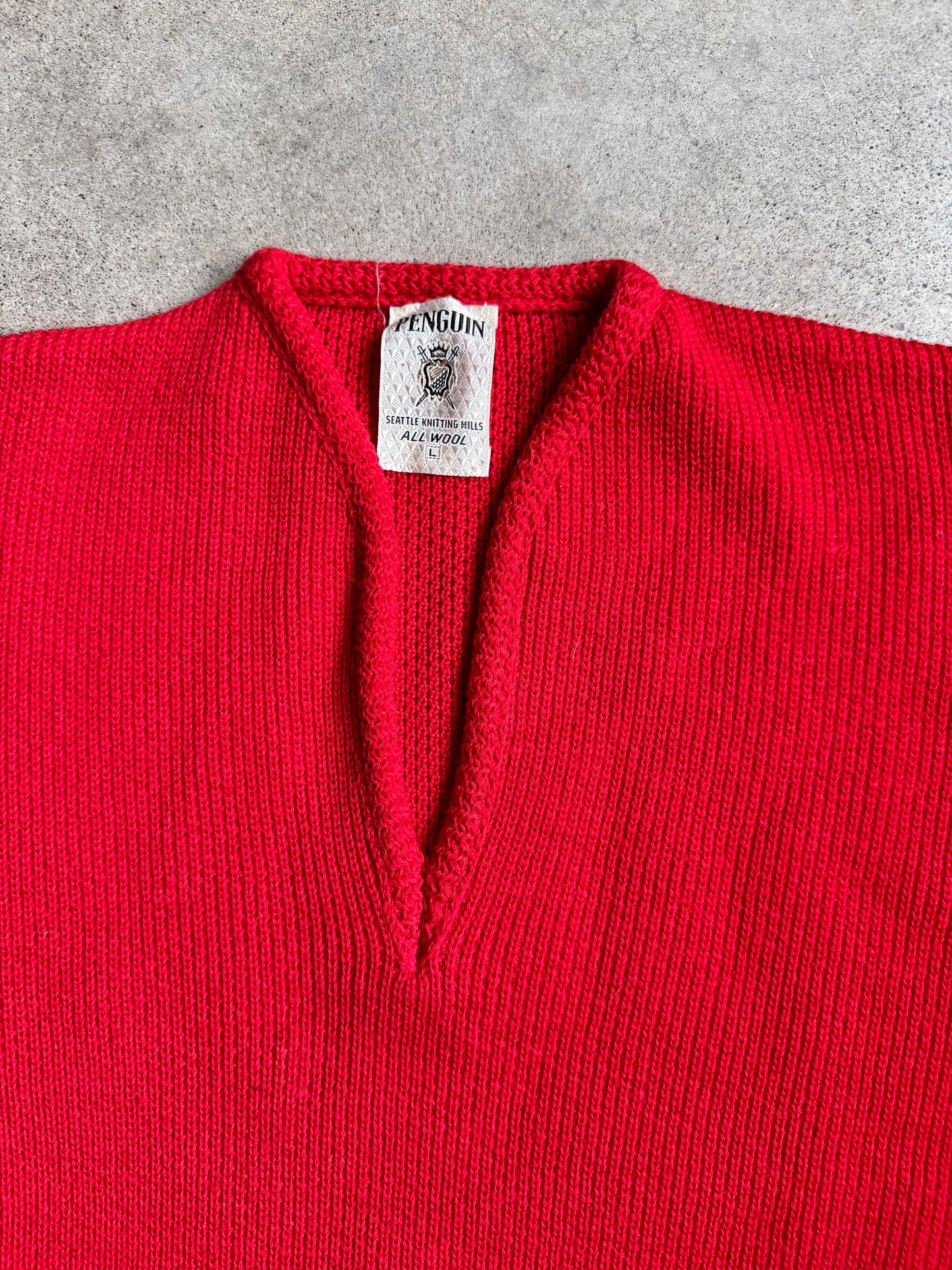 Vintage 1960s Penguin Seattle Knitting Mills Red Wool Short Sleeve Sweater | Large