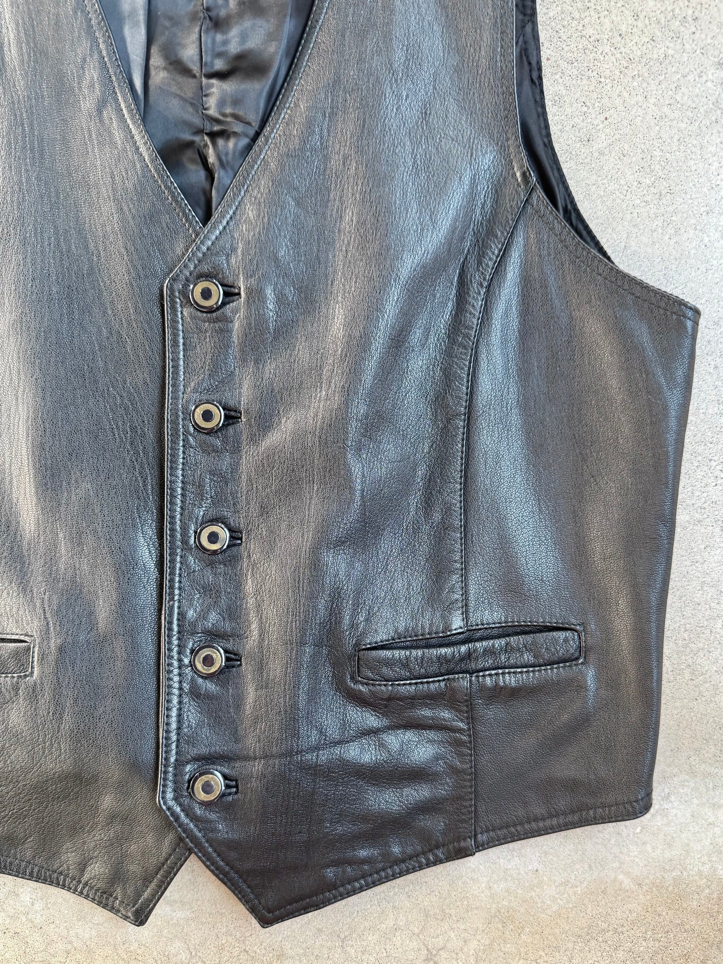 Vintage 1990s Wilson’s Black Leather Vest | XL