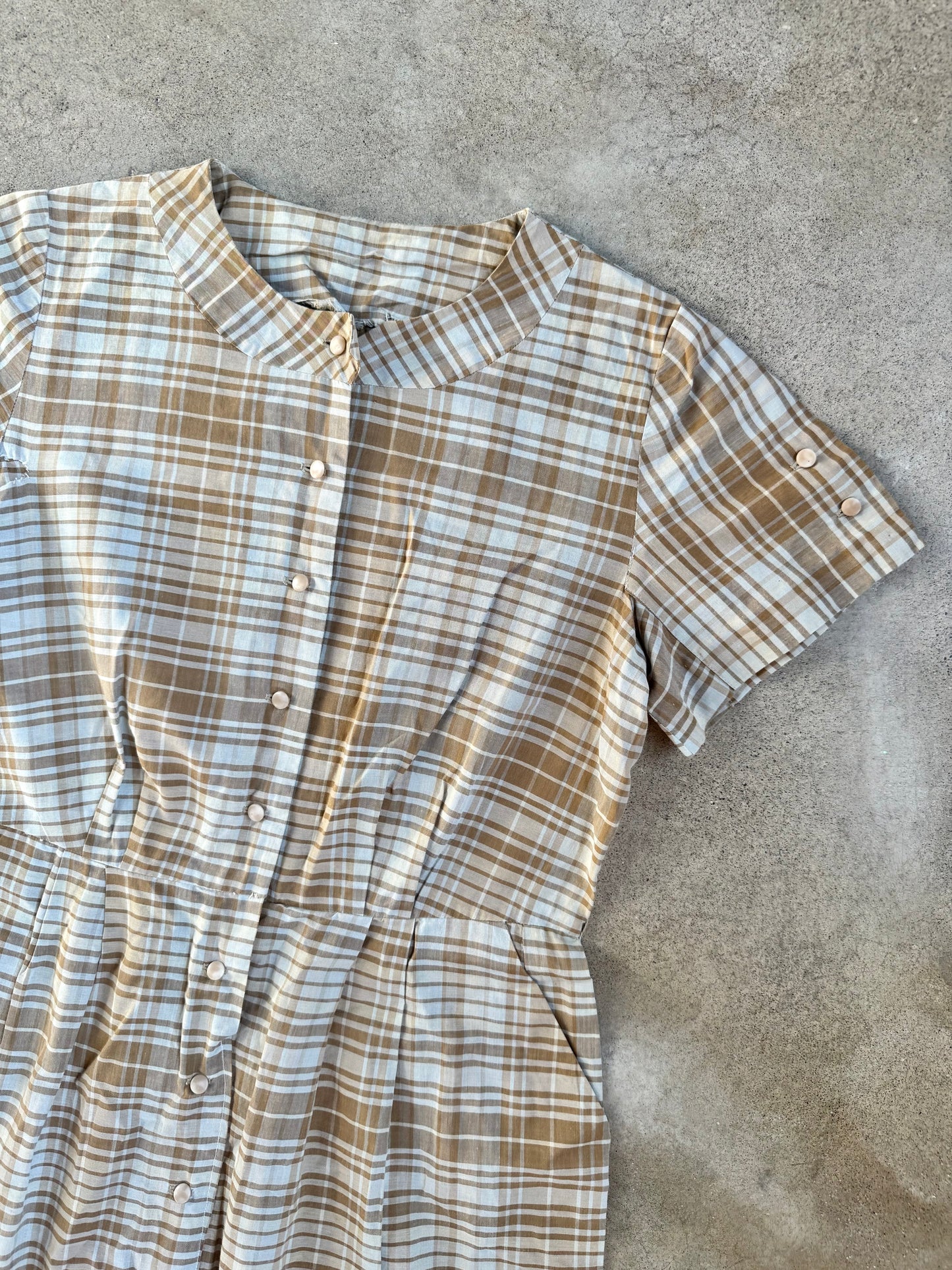 Vintage 1950s Handmade Tan Plaid Shirtwaist Dress | Large