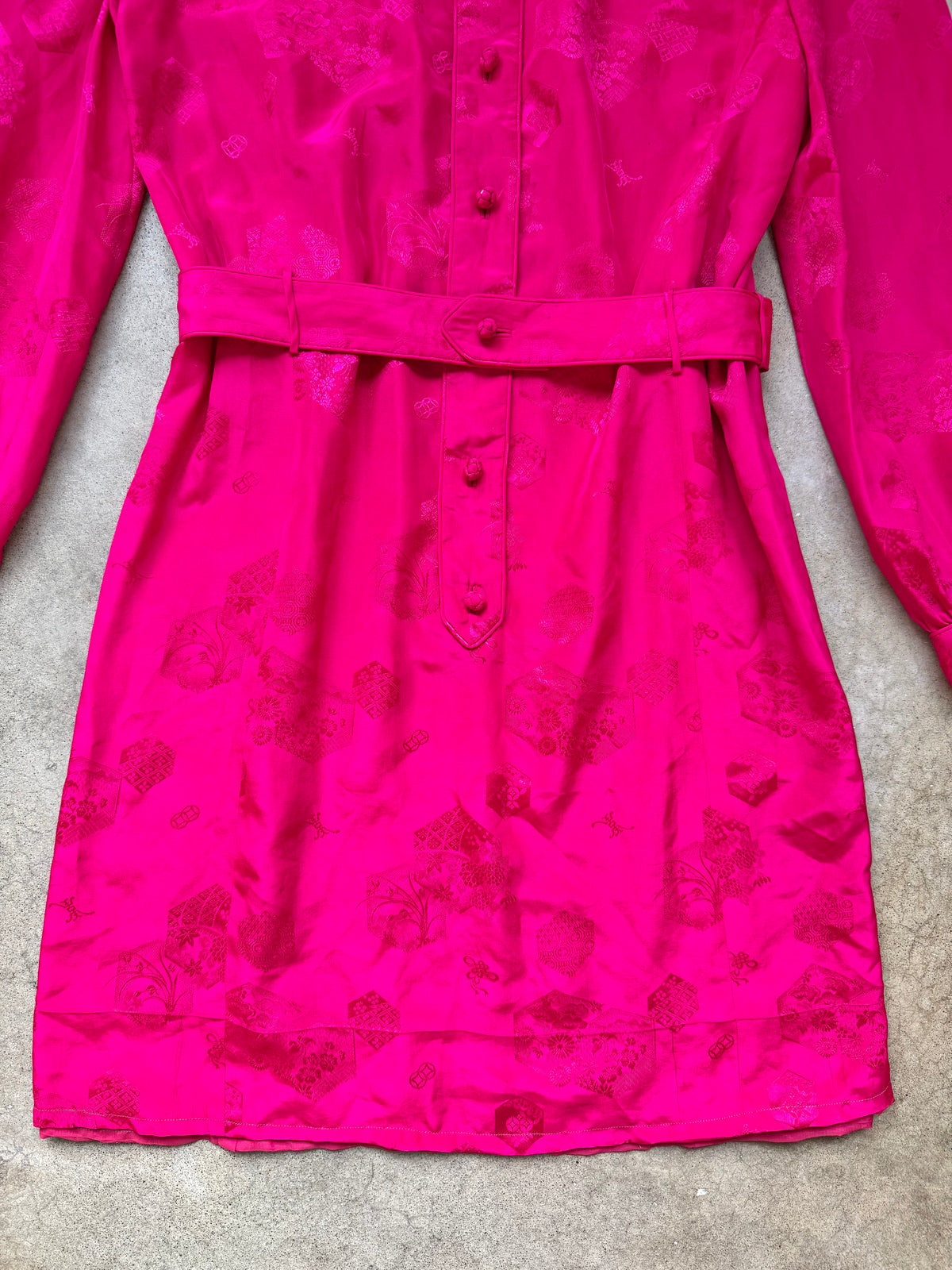 Vintage 1950’s/60’s Royal Lynne Fuchsia Asian-Style Silk Jacquard Dress | S/M