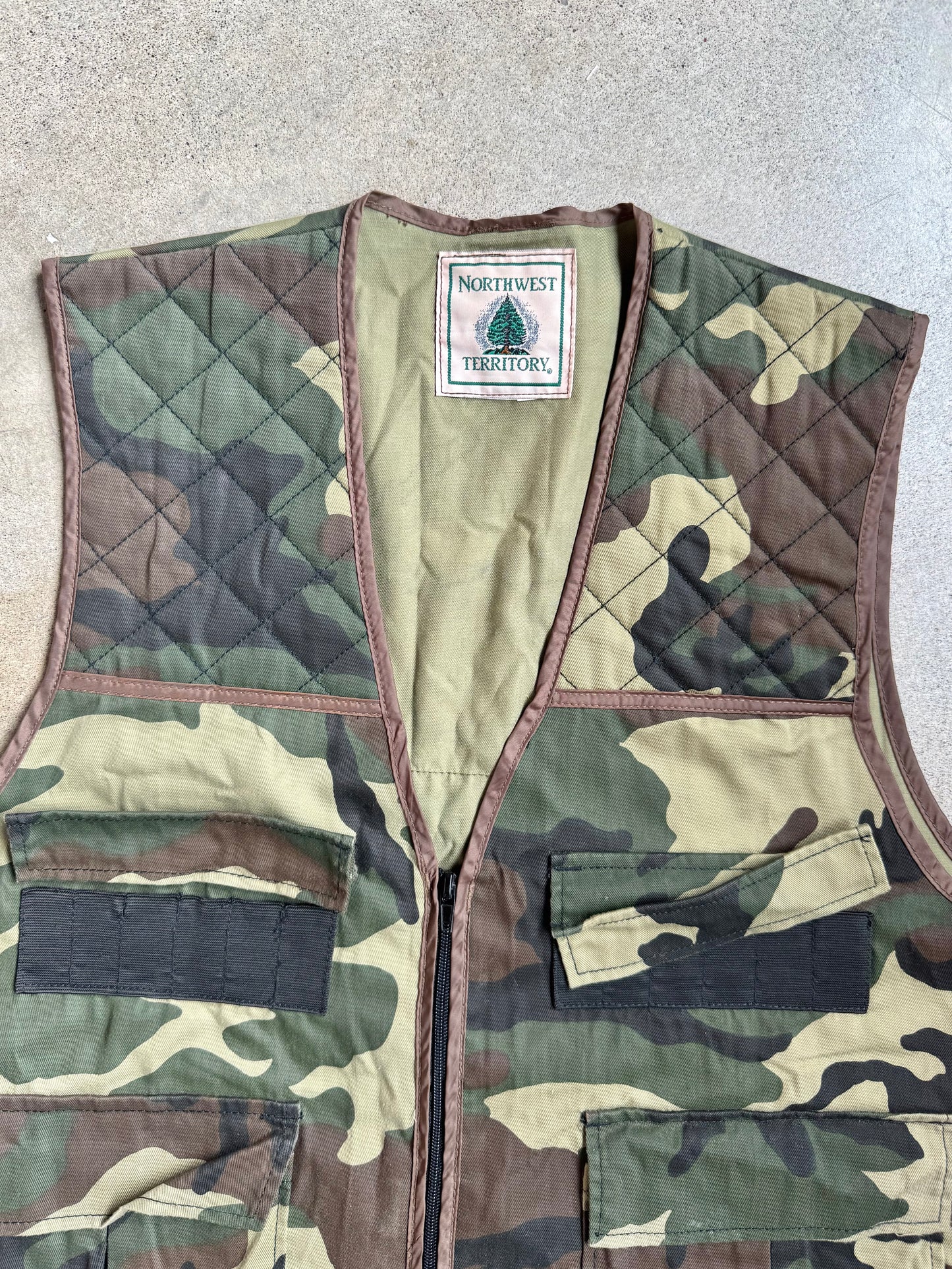 Vintage 1990s Northwest Territory Camo Hunting Vest | Large