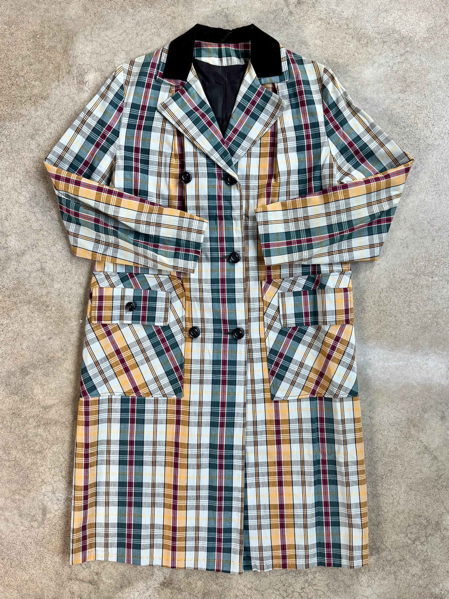 Vintage 1960s Plaid Velvet Collar Lightweight Trench Coat | S/M