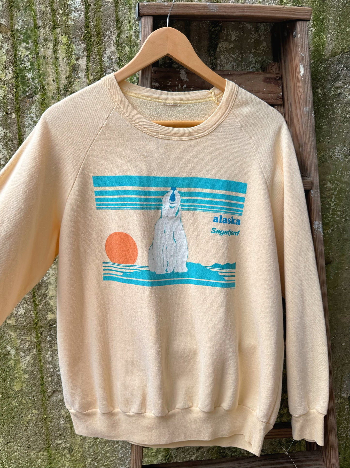 Vintage 1980s Pale Yellow Alaska Sagafjord Graphic Sweatshirt