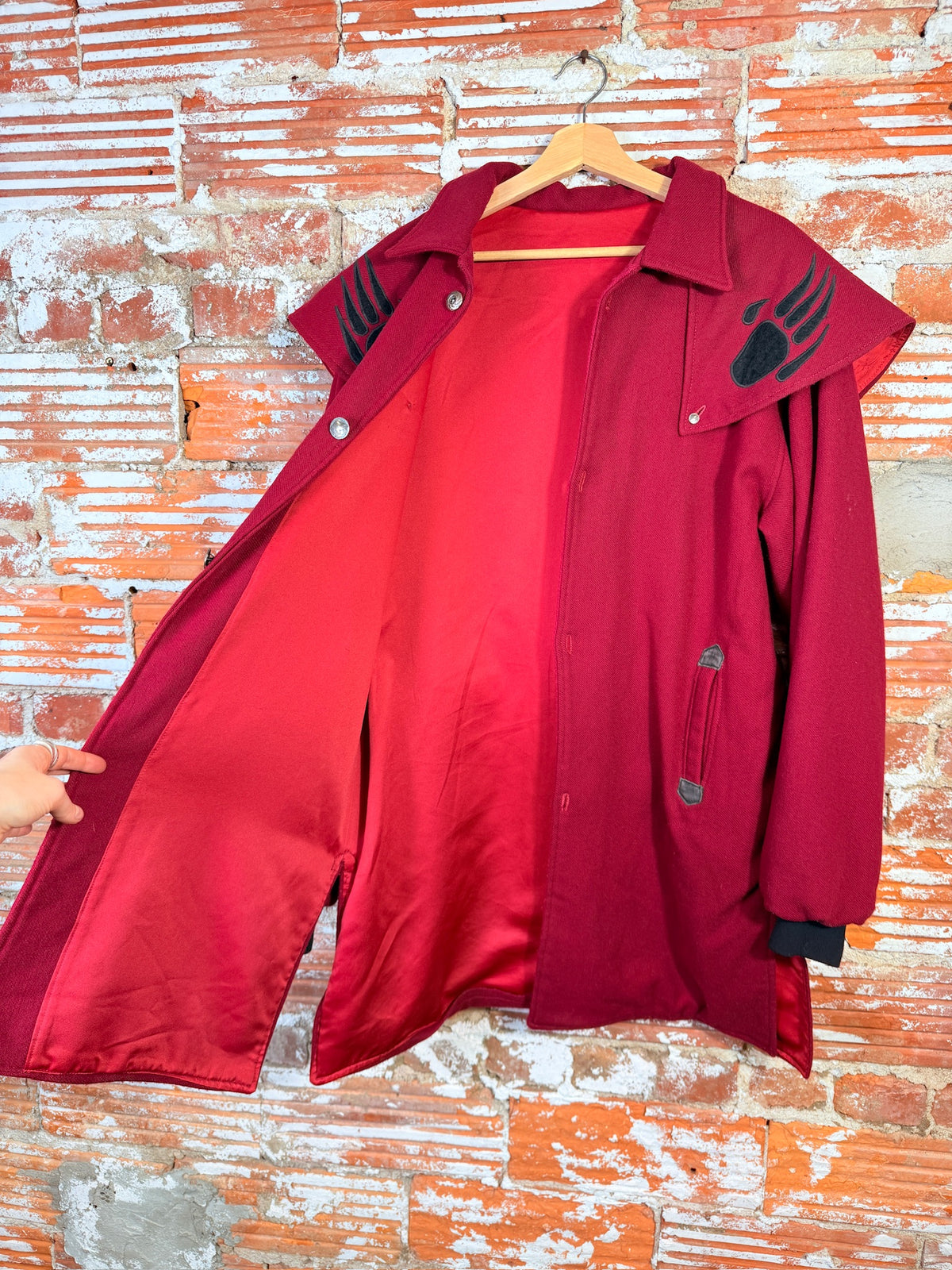 Vintage 1960's/70's Red Bear Paw Pattern Buffalo Button Jacket