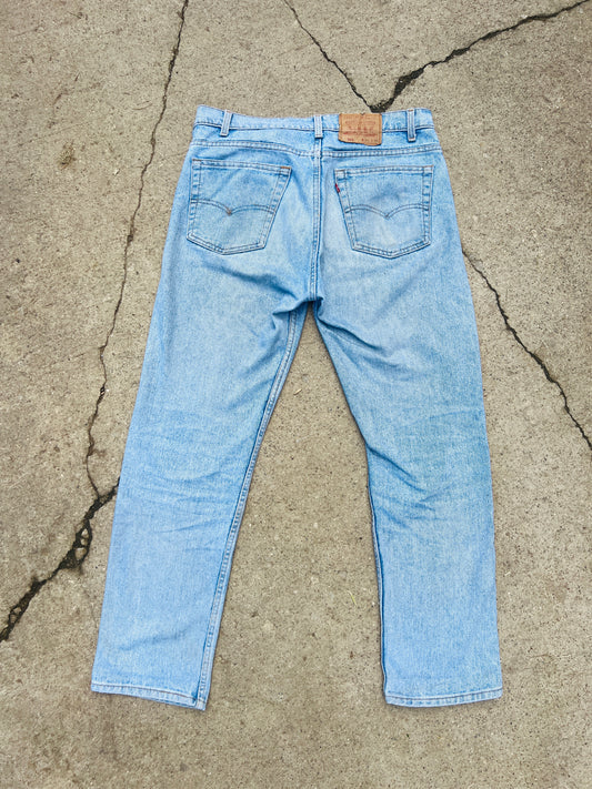 90's Levi's - 505 Light Wash