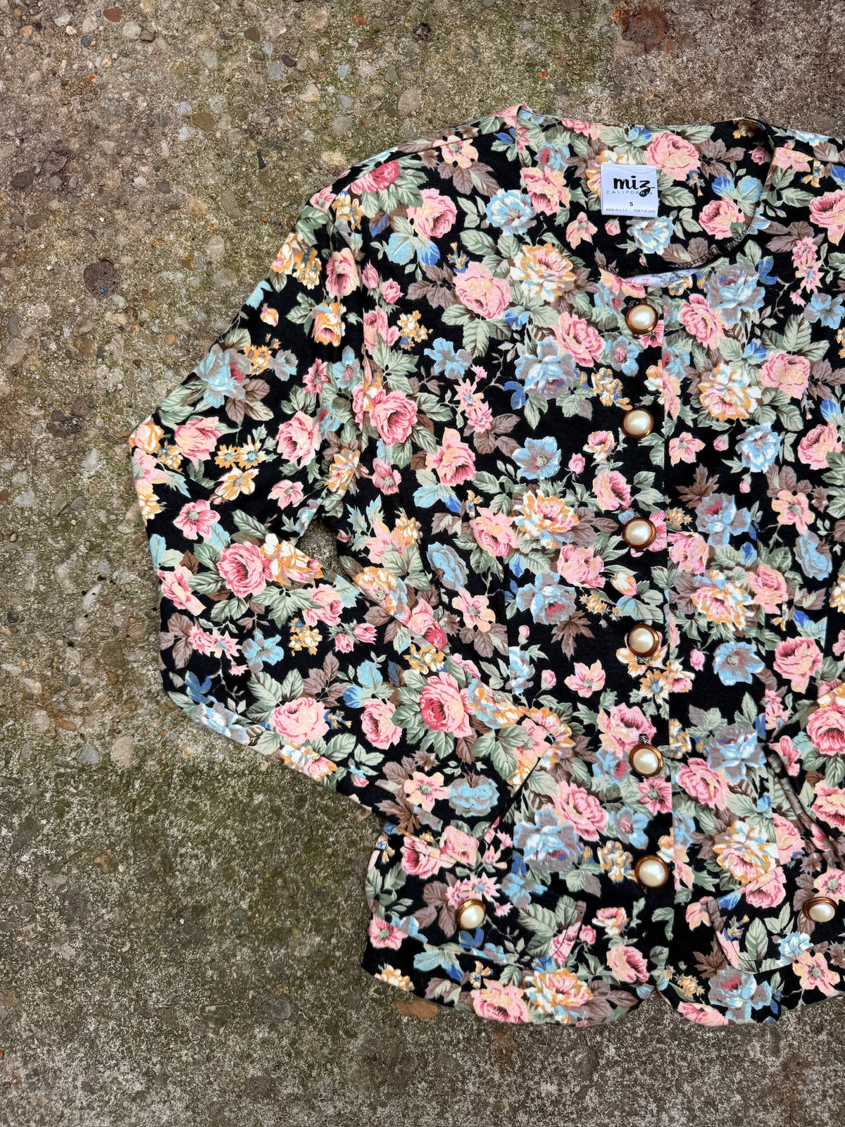 Vintage 1980's Miz California Floral Faux Pearl Button Blouse