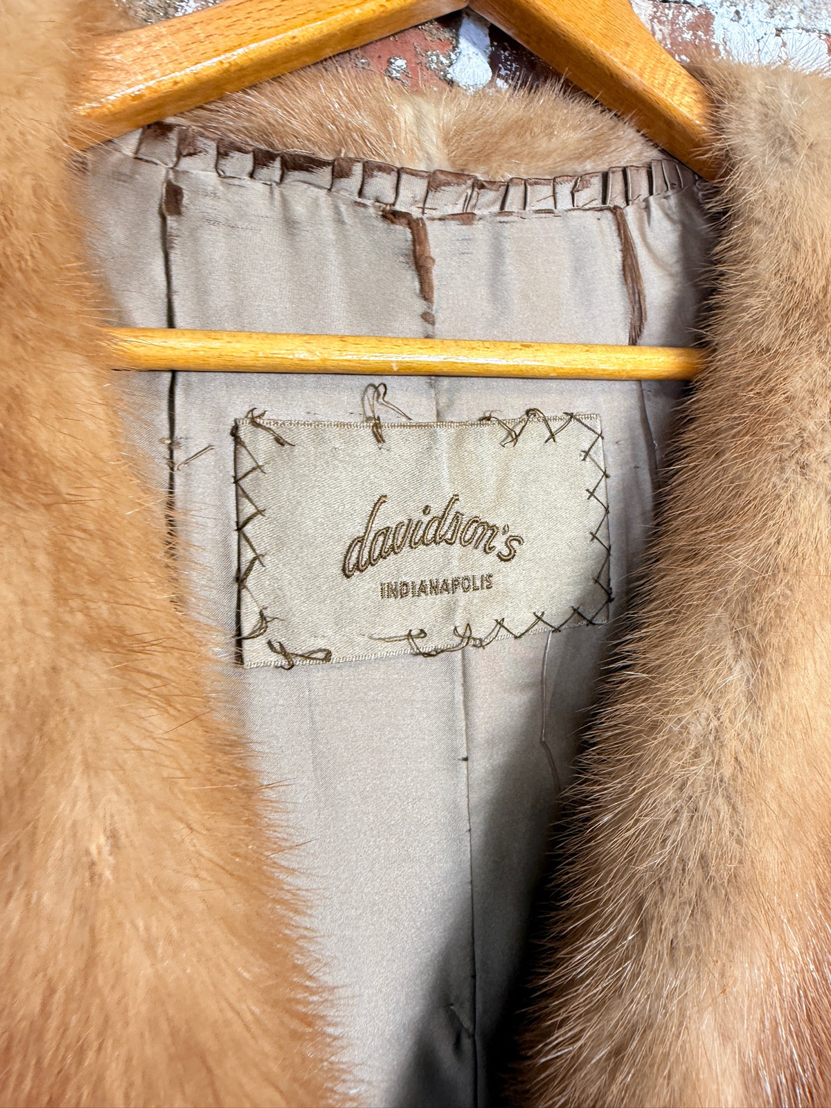 Vintage 1940's Davidson Blonde Mink Wide Collar Coat