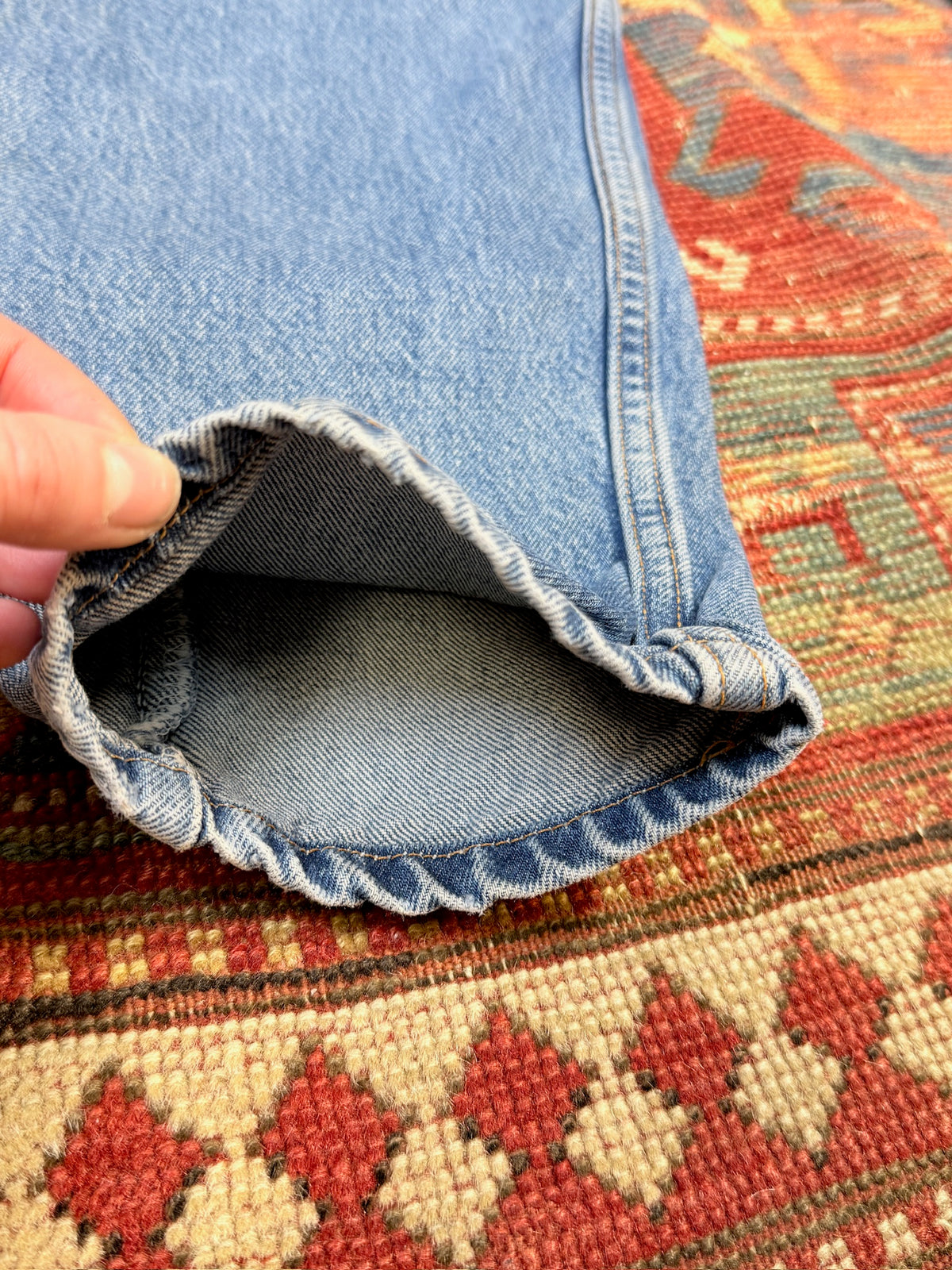 Vintage Blank Patch Levi's Red Tab Medium Wash Jeans | 26x29