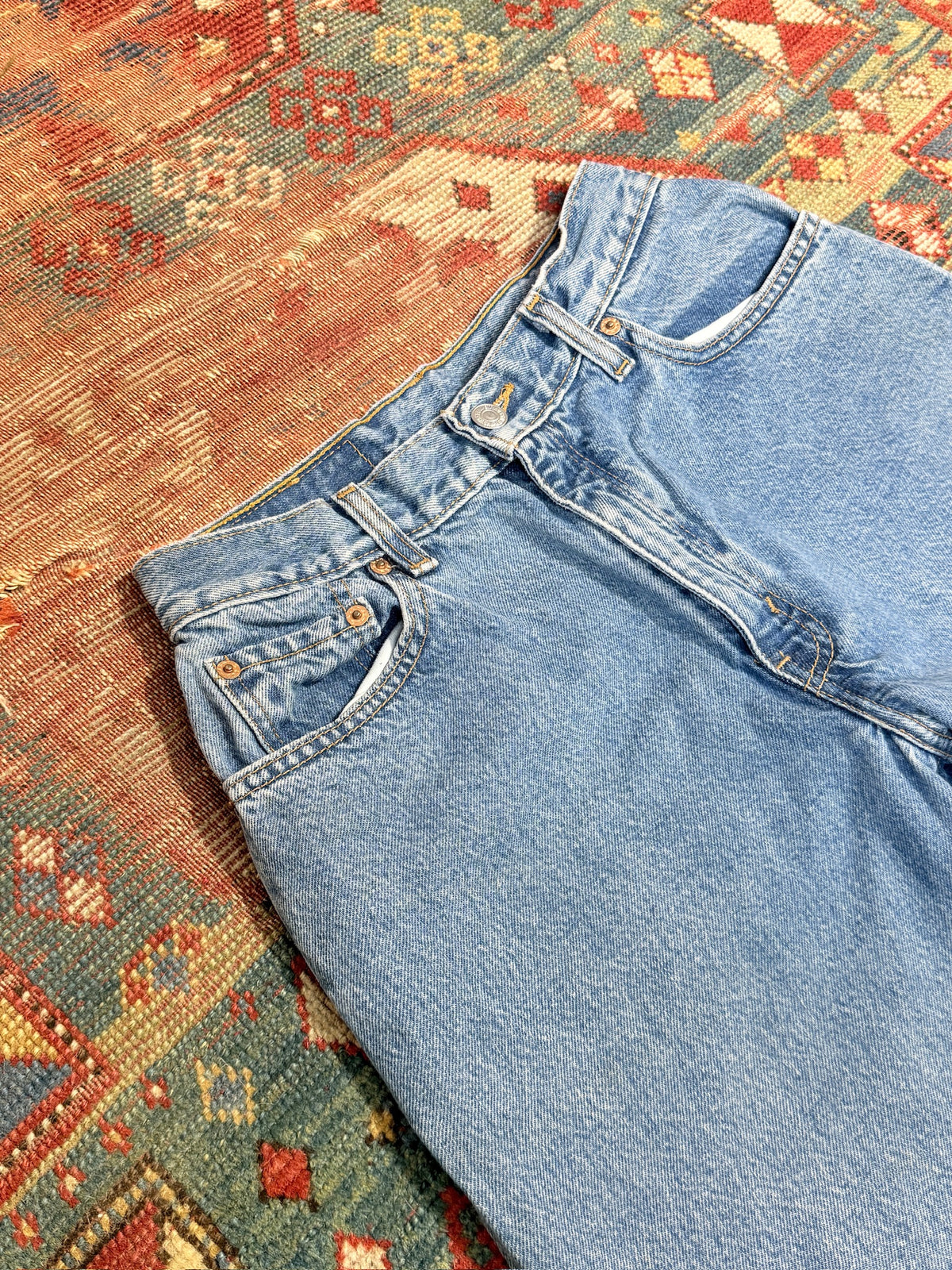 Vintage Blank Patch Levi's Red Tab Medium Wash Jeans | 26x29