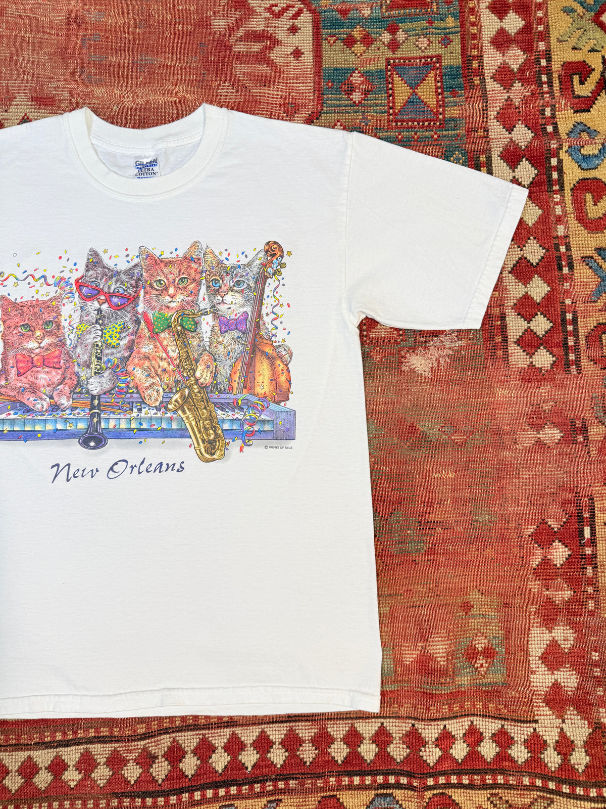 Vintage 1990’s Gildan White Cotton T-Shirt New Orleans Kittens | L