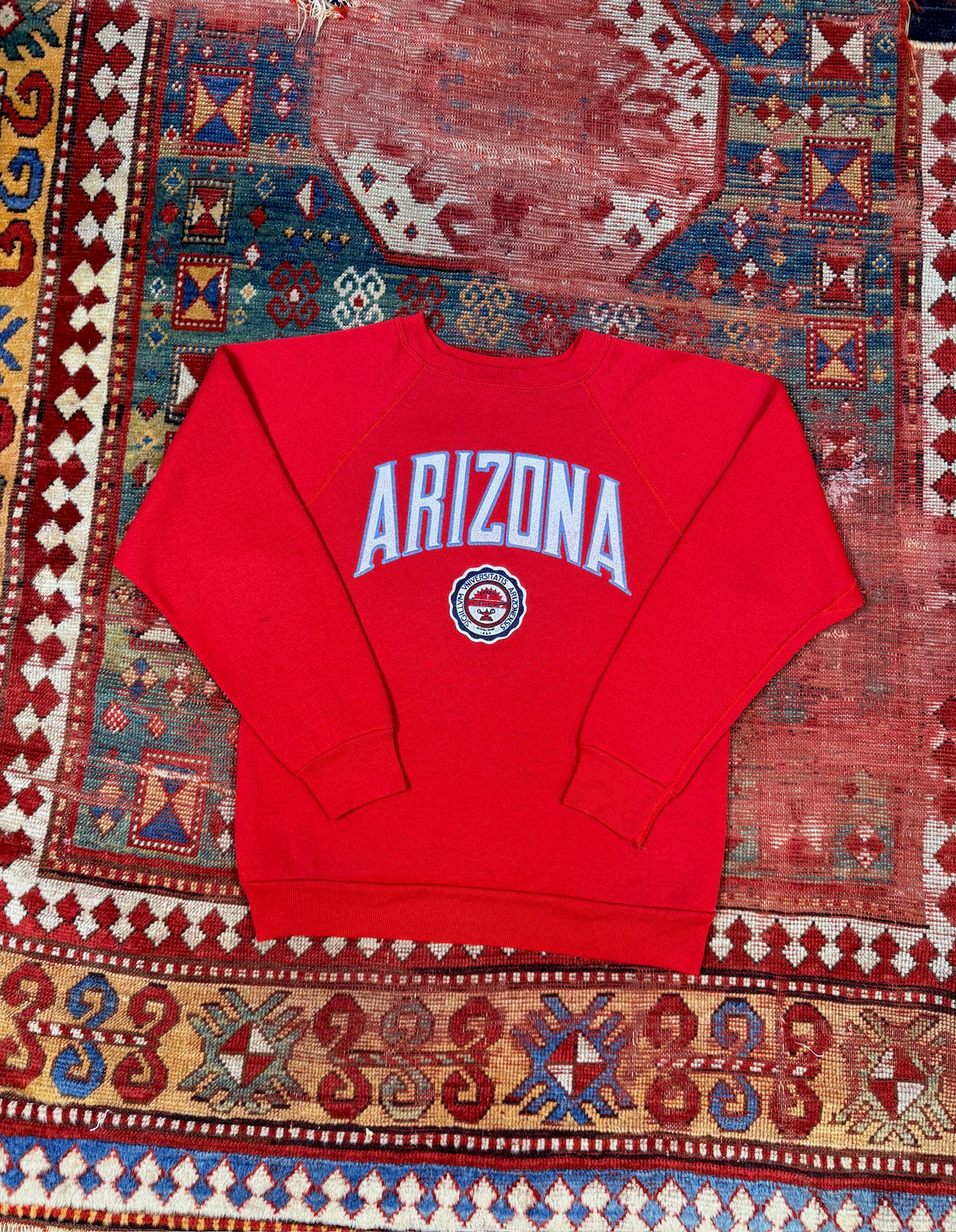Vintage 1980s Arizona Insignia Red Cotton Raglan Crewneck | M