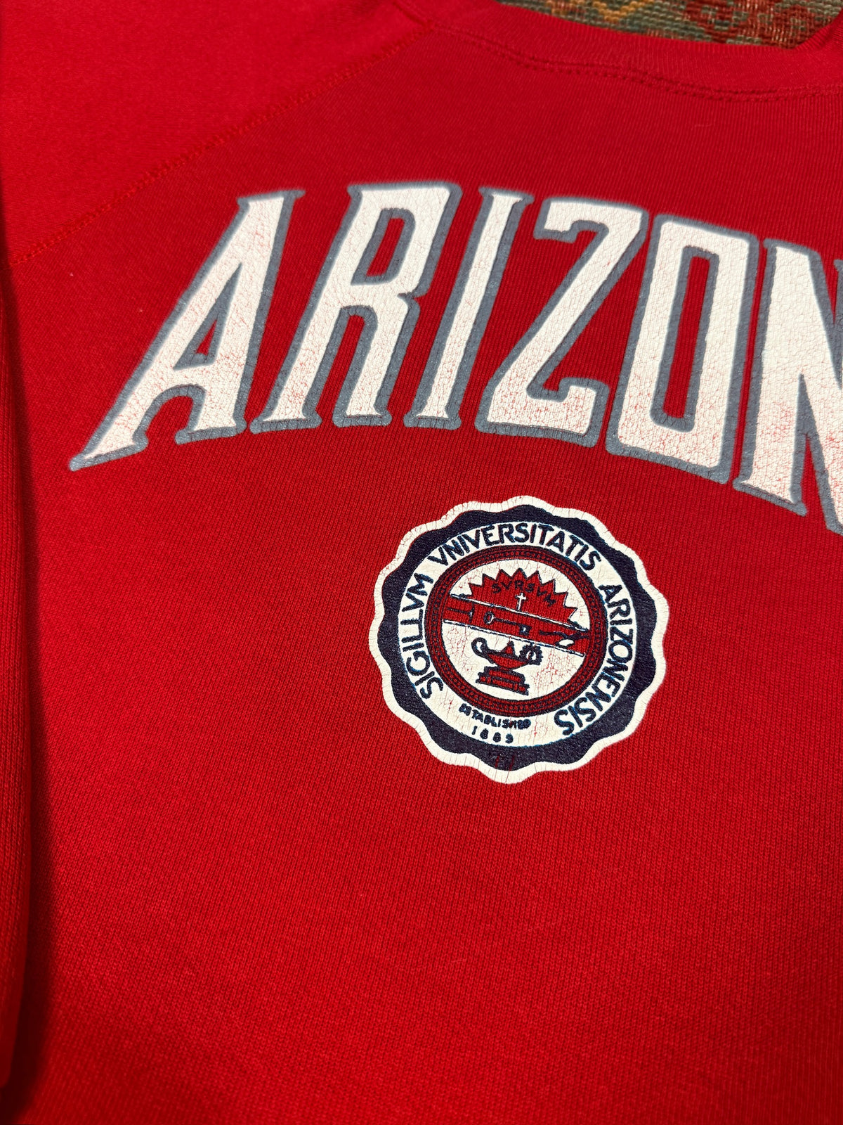 Vintage 1980s Arizona Insignia Red Cotton Raglan Crewneck | M