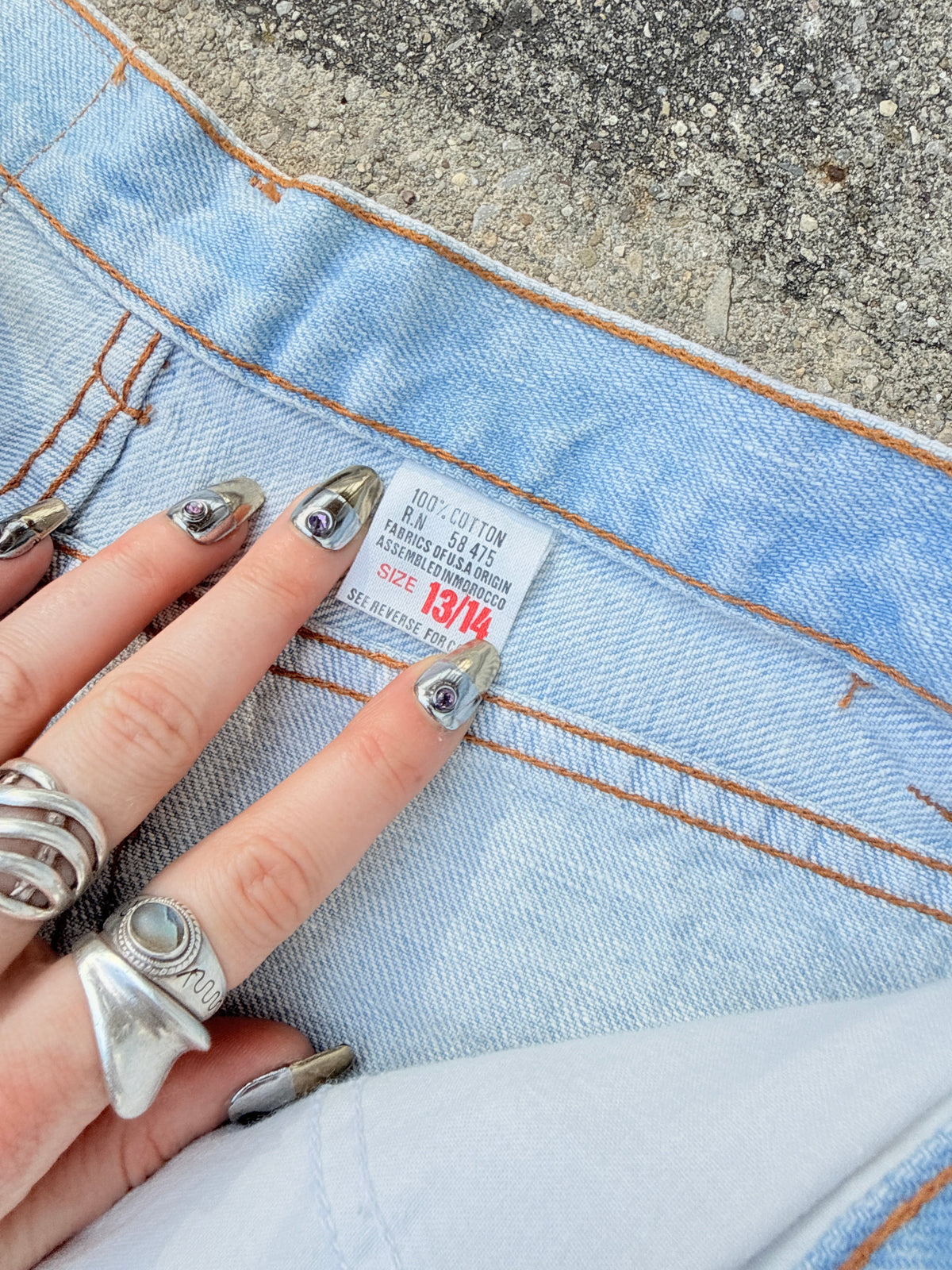 Vintage 1980s Deadstock Candies/ I.C.E. Tapered Fit Light Wash Denim Jeans | 13/14
