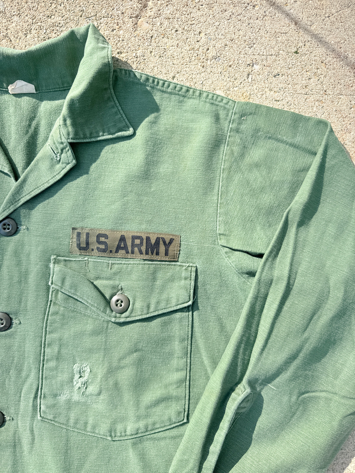 Vintage 1960s-70s US Military Green Cotton Sateen "Redding" OG-107 Utility Shirt