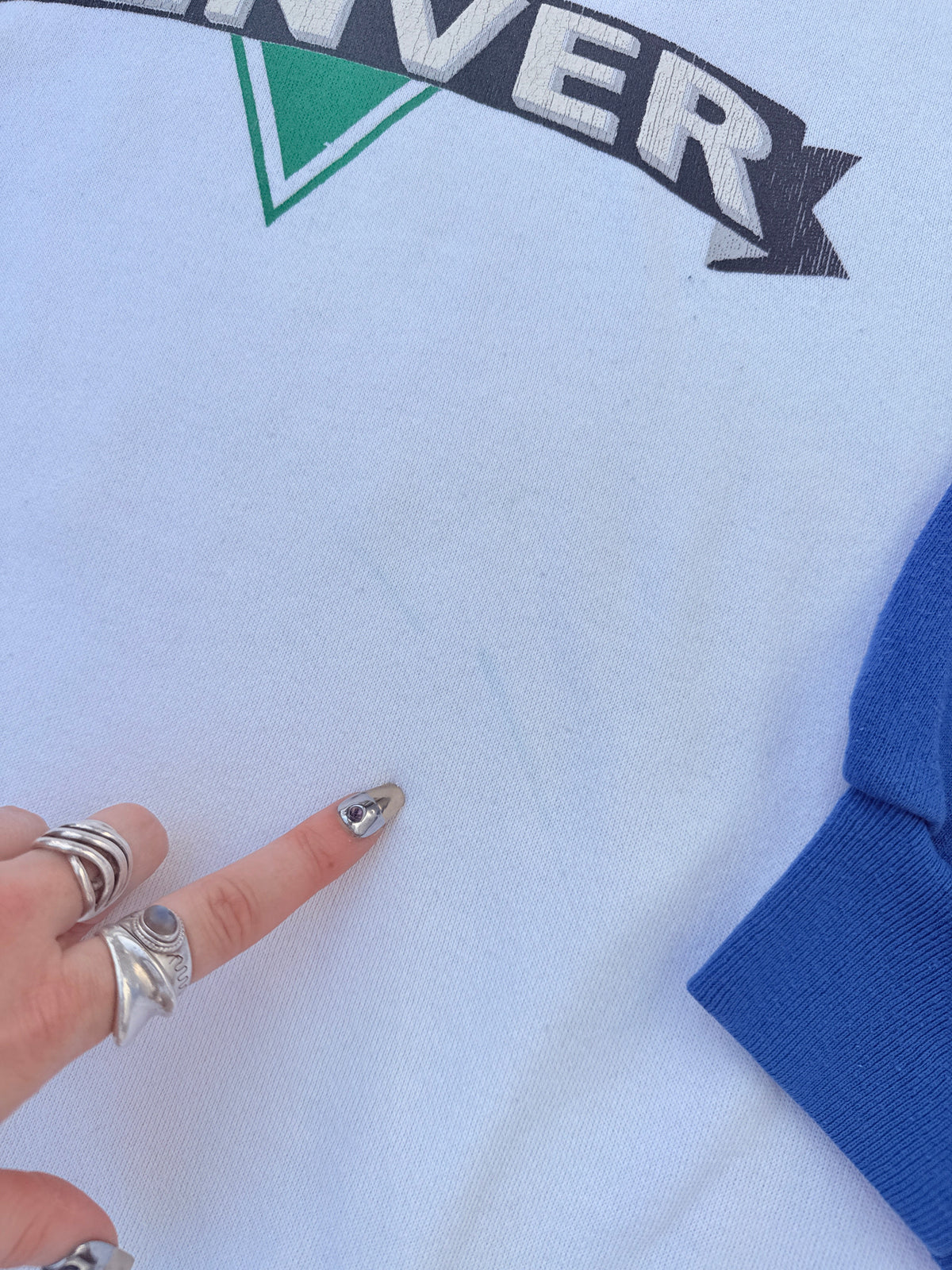 Vintage 1980s-90s Tultex Blue and White Cotton-Poly Denver Crewneck | XL