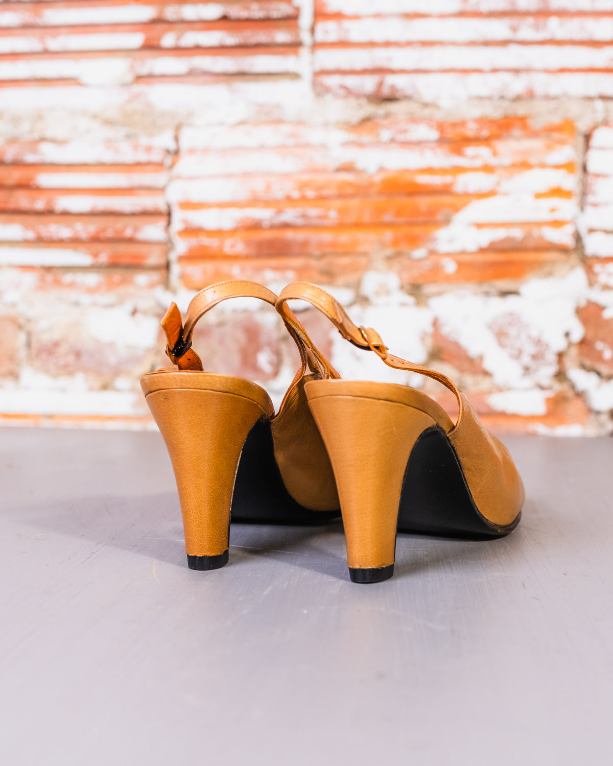Vintage Made in Spain Vaneli "Shoe Biz" Leather Heels