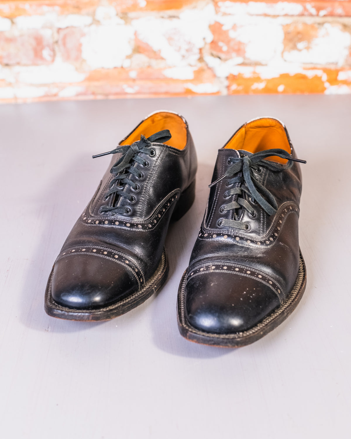 Vintage 1960's Johnny Bull Black Leather Lace Up Oxford Shoes