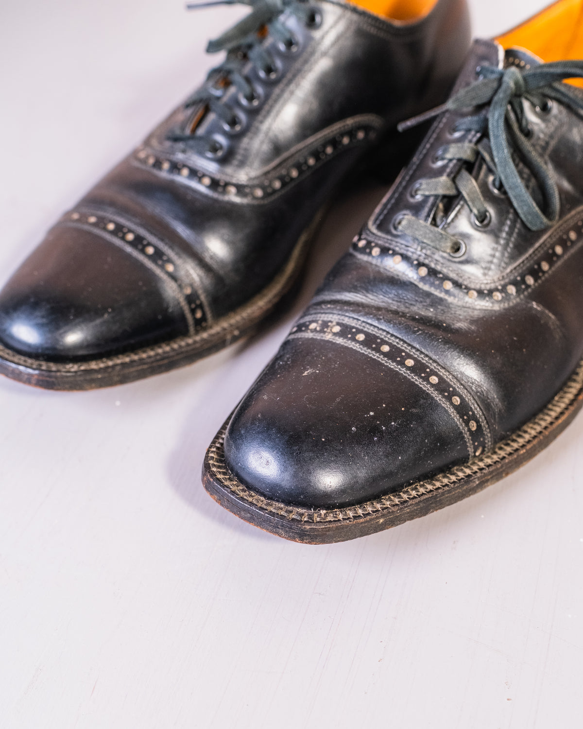Vintage 1960's Johnny Bull Black Leather Lace Up Oxford Shoes