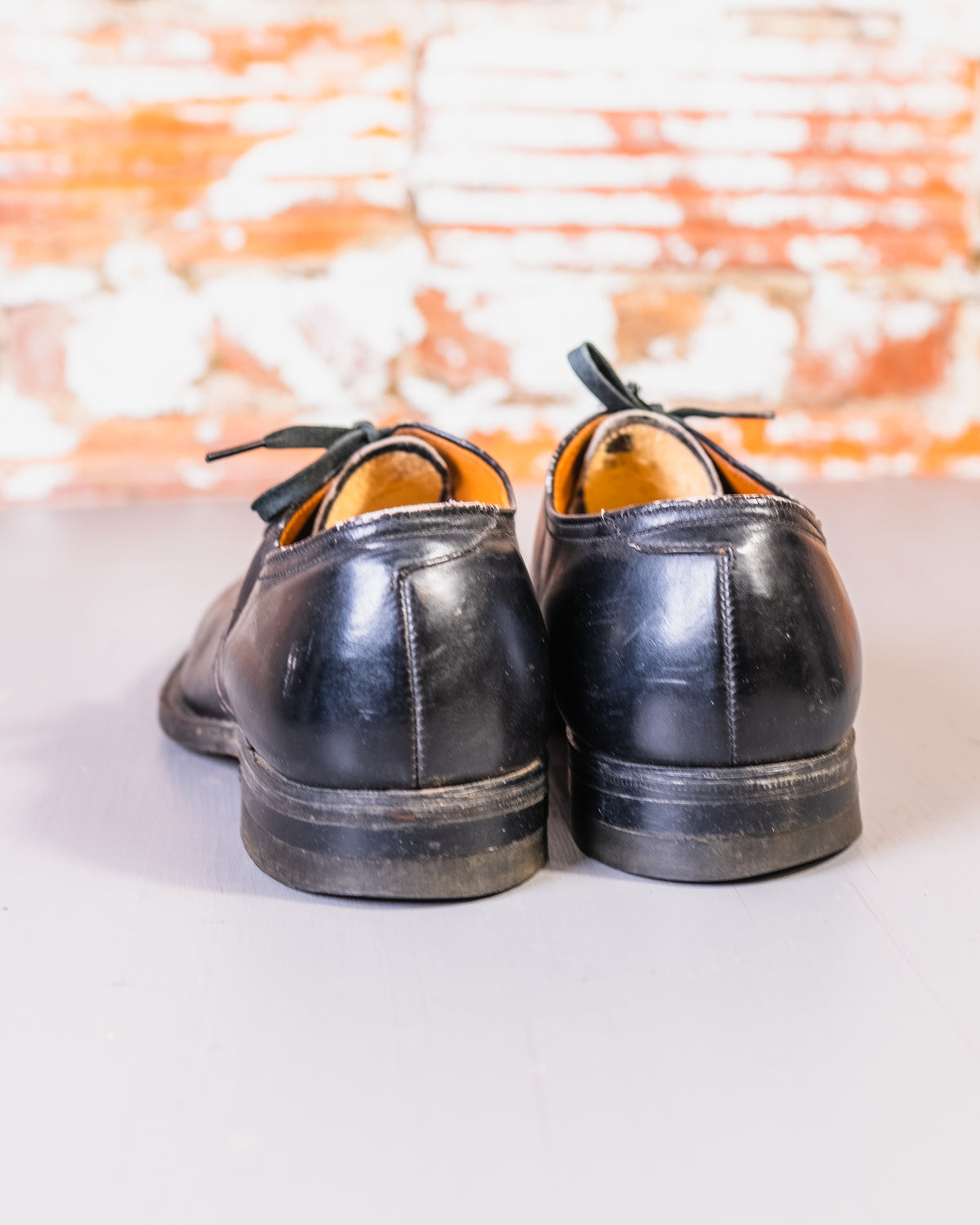 Vintage 1960's Johnny Bull Black Leather Lace Up Oxford Shoes