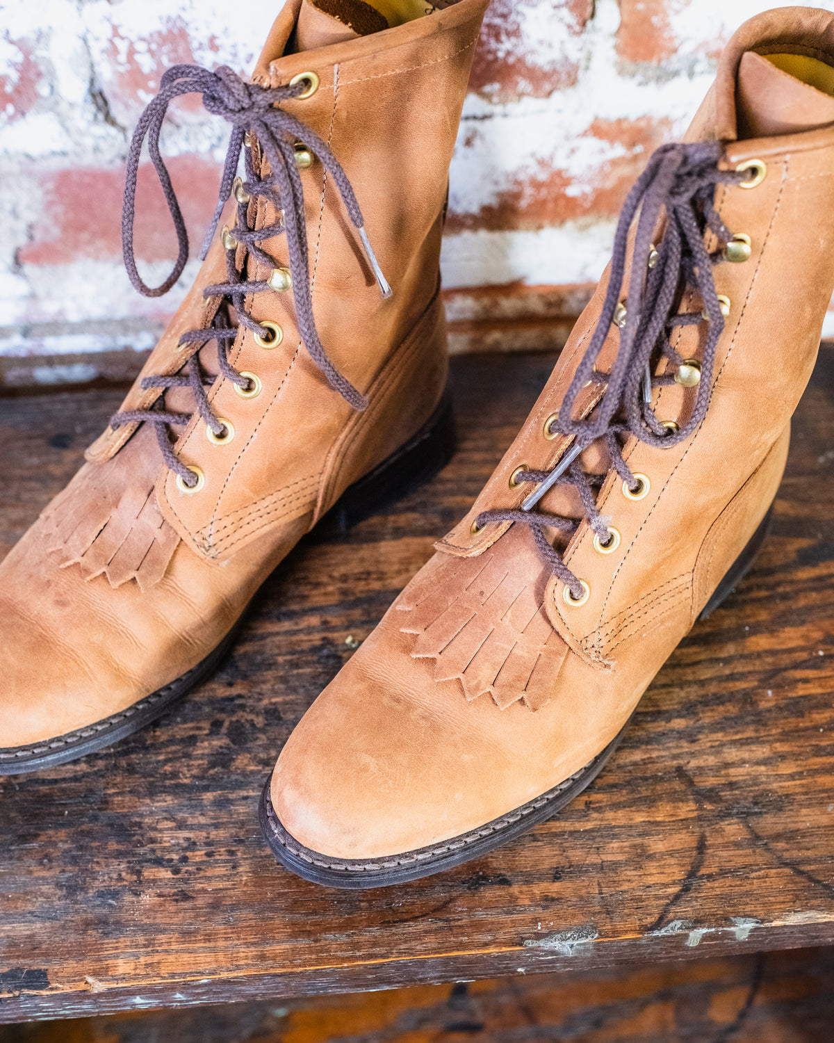 Vintage Brown Leather Lace-Up Boots | Women’s 7